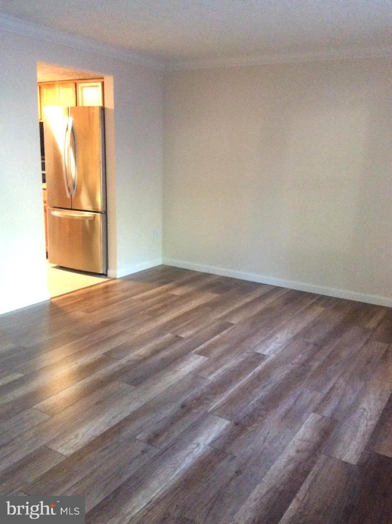 NEWINGTON FOREST - Residential