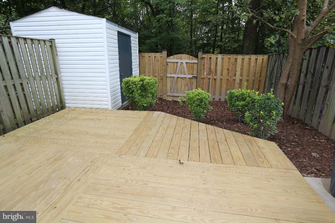 NEWINGTON FOREST - Residential