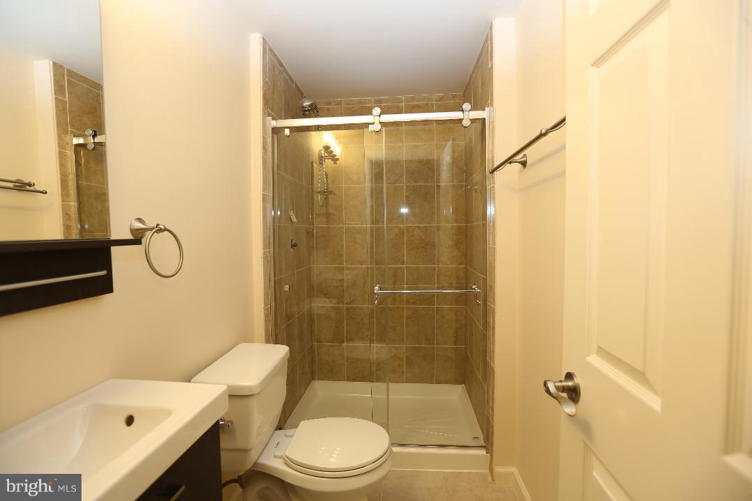 NEWINGTON FOREST - Residential