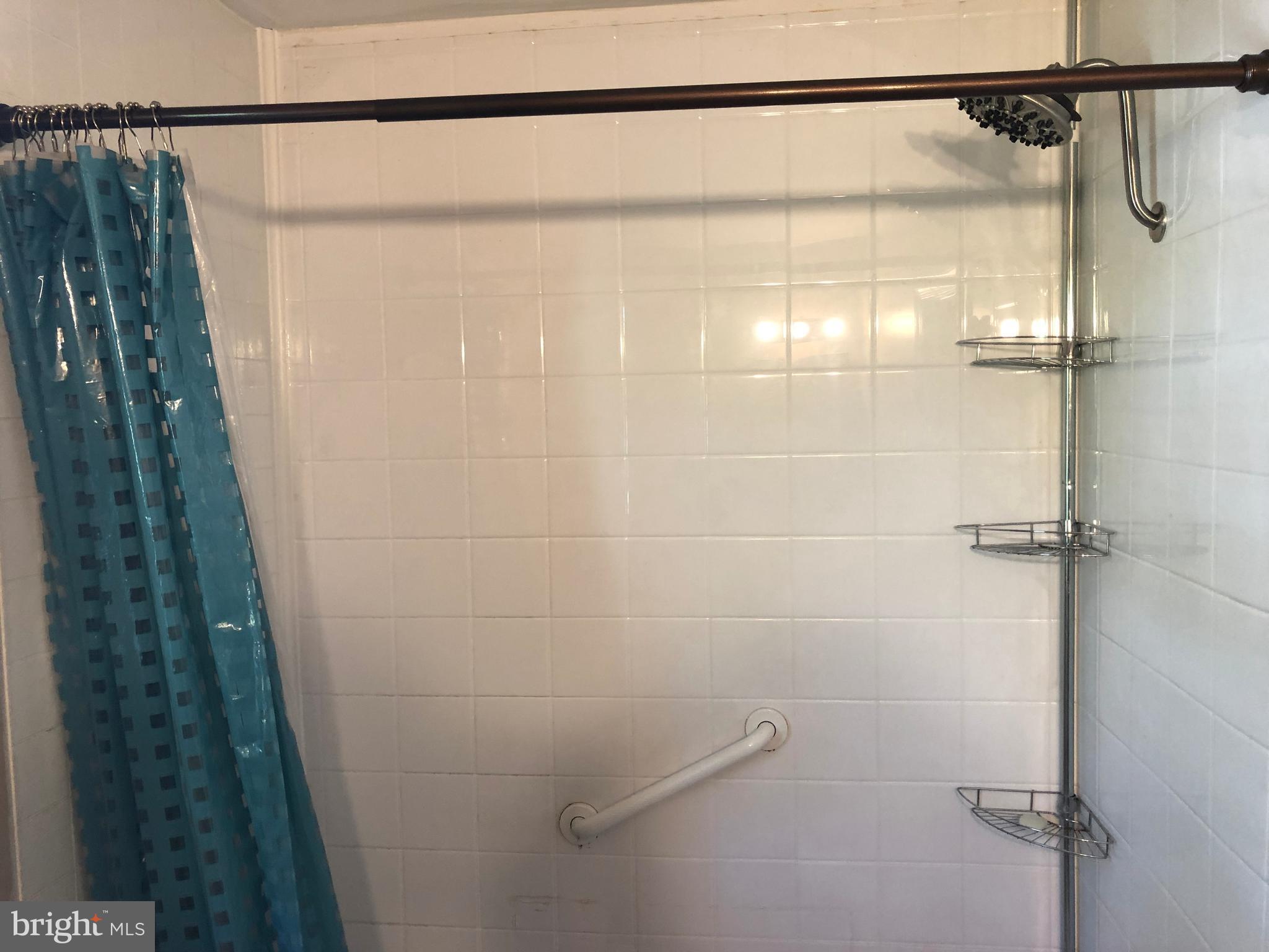 PLEASANTVILLE - Residential Lease