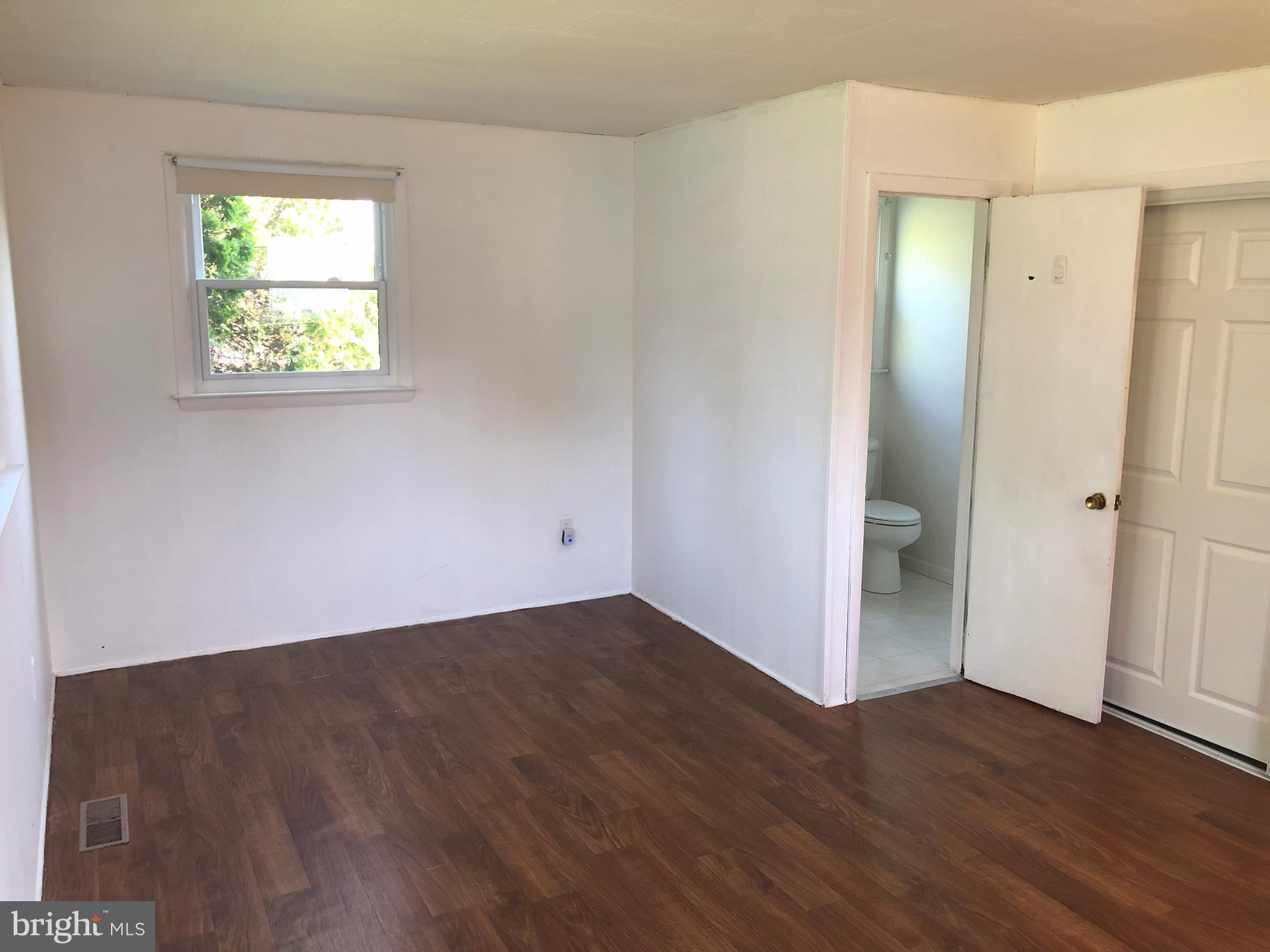 PLEASANTVILLE - Residential Lease