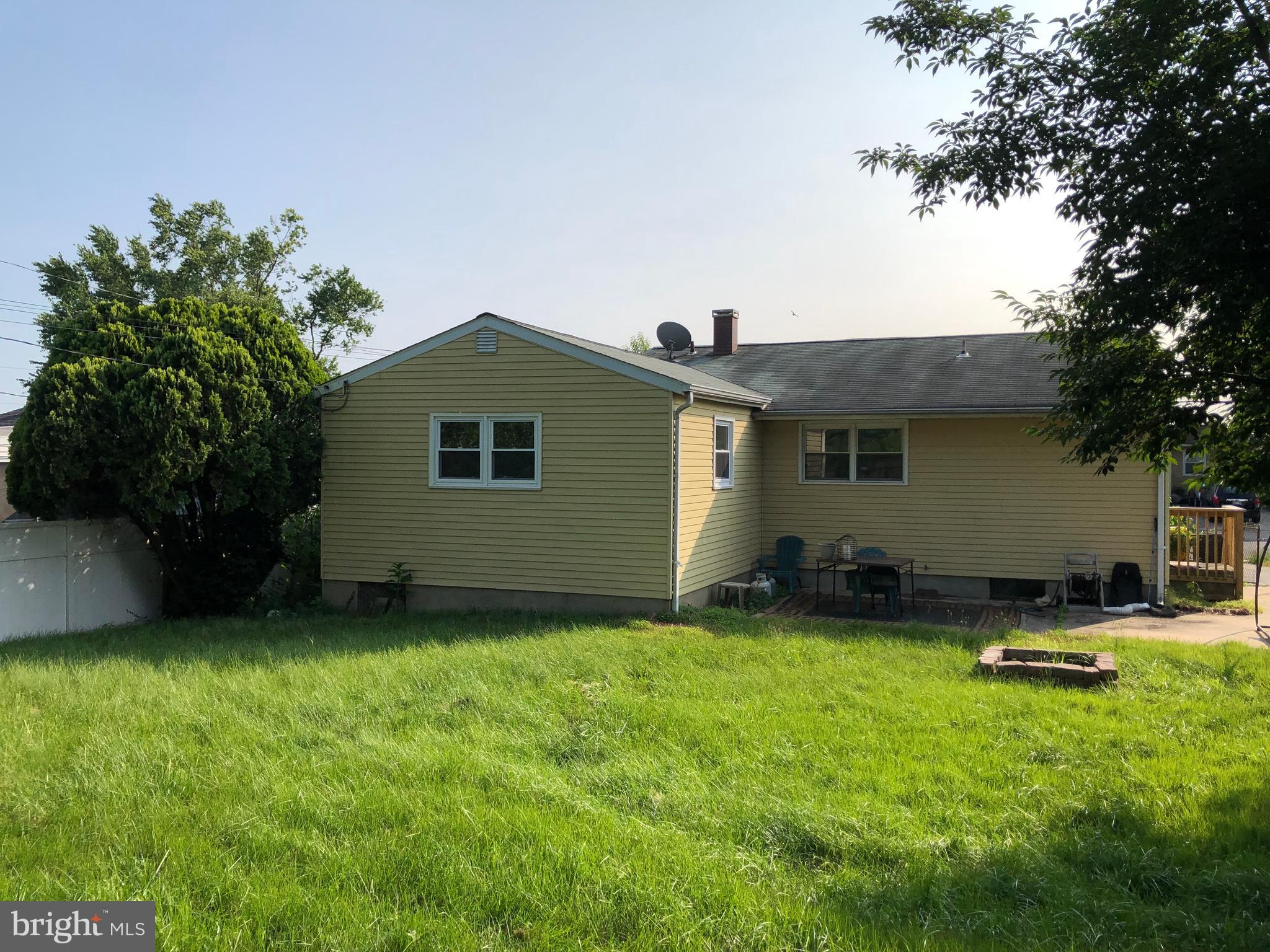 PLEASANTVILLE - Residential Lease