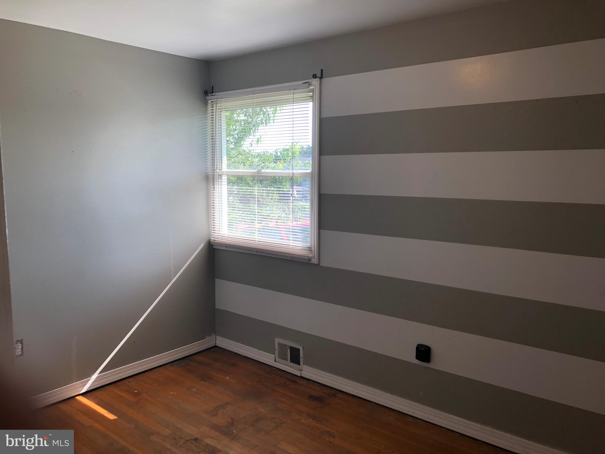 PLEASANTVILLE - Residential Lease