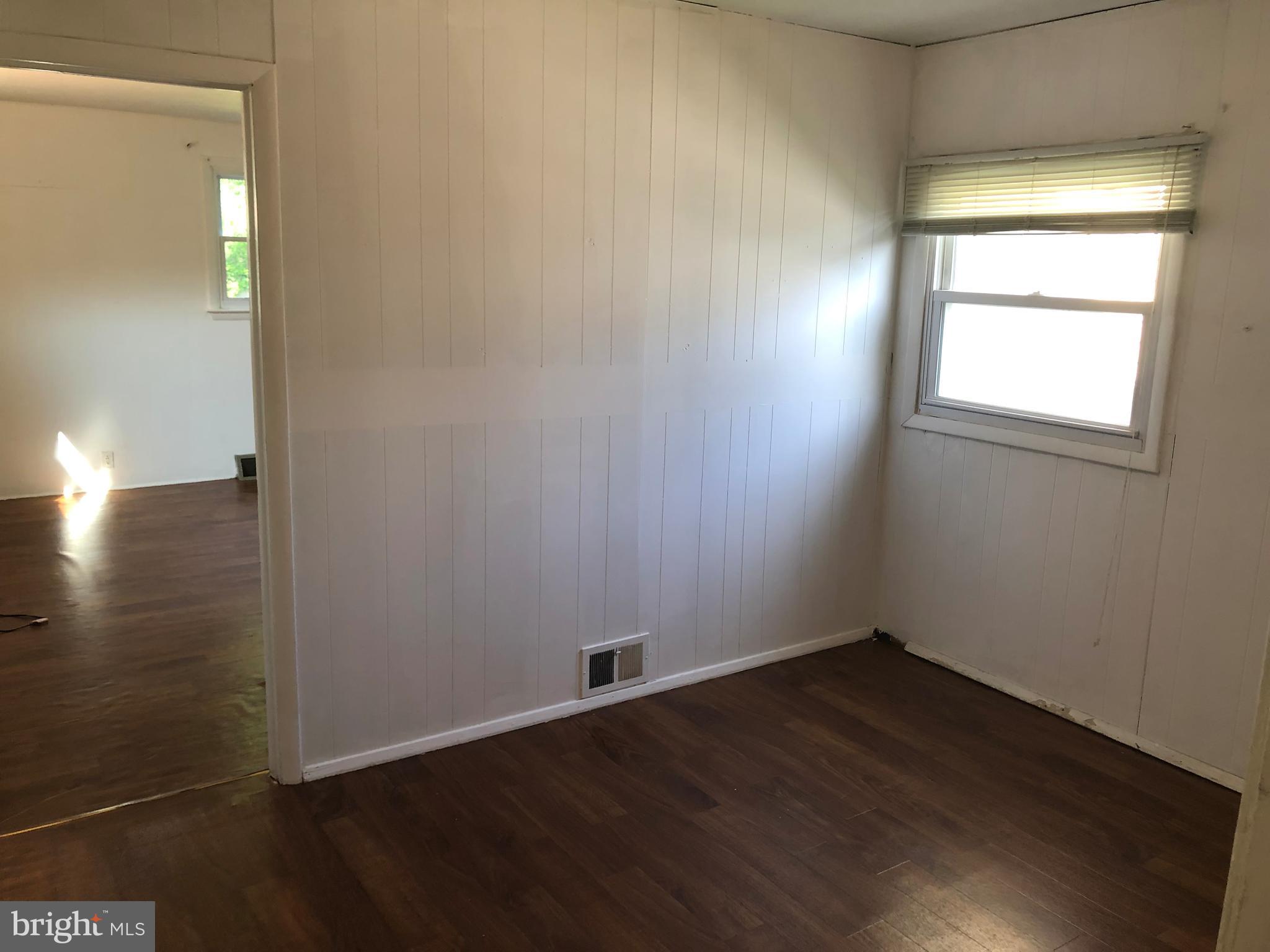 PLEASANTVILLE - Residential Lease