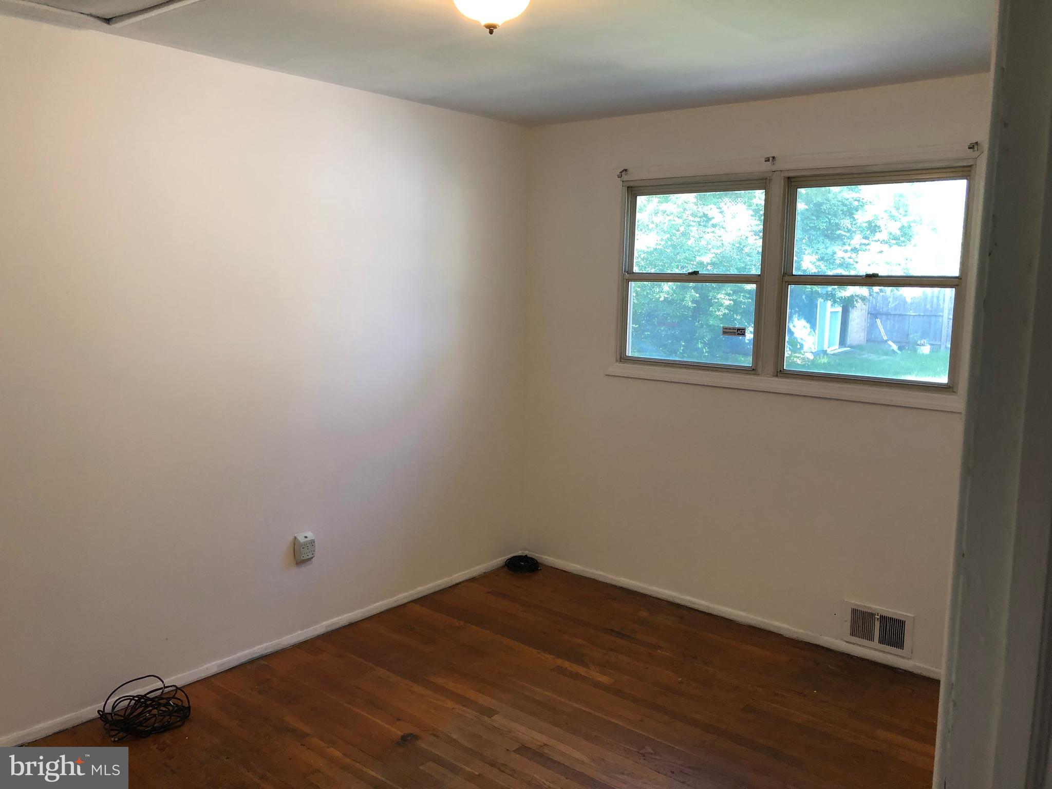 PLEASANTVILLE - Residential Lease