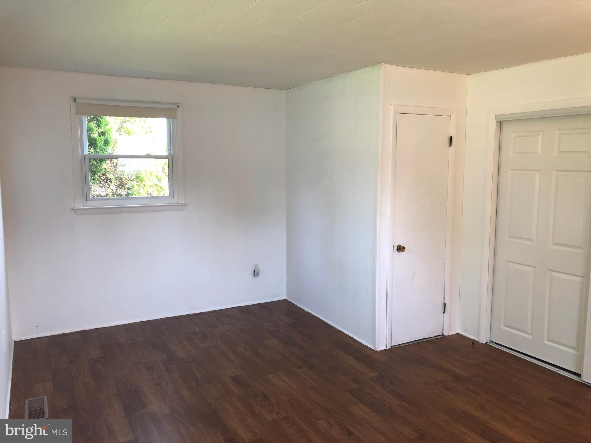 PLEASANTVILLE - Residential Lease