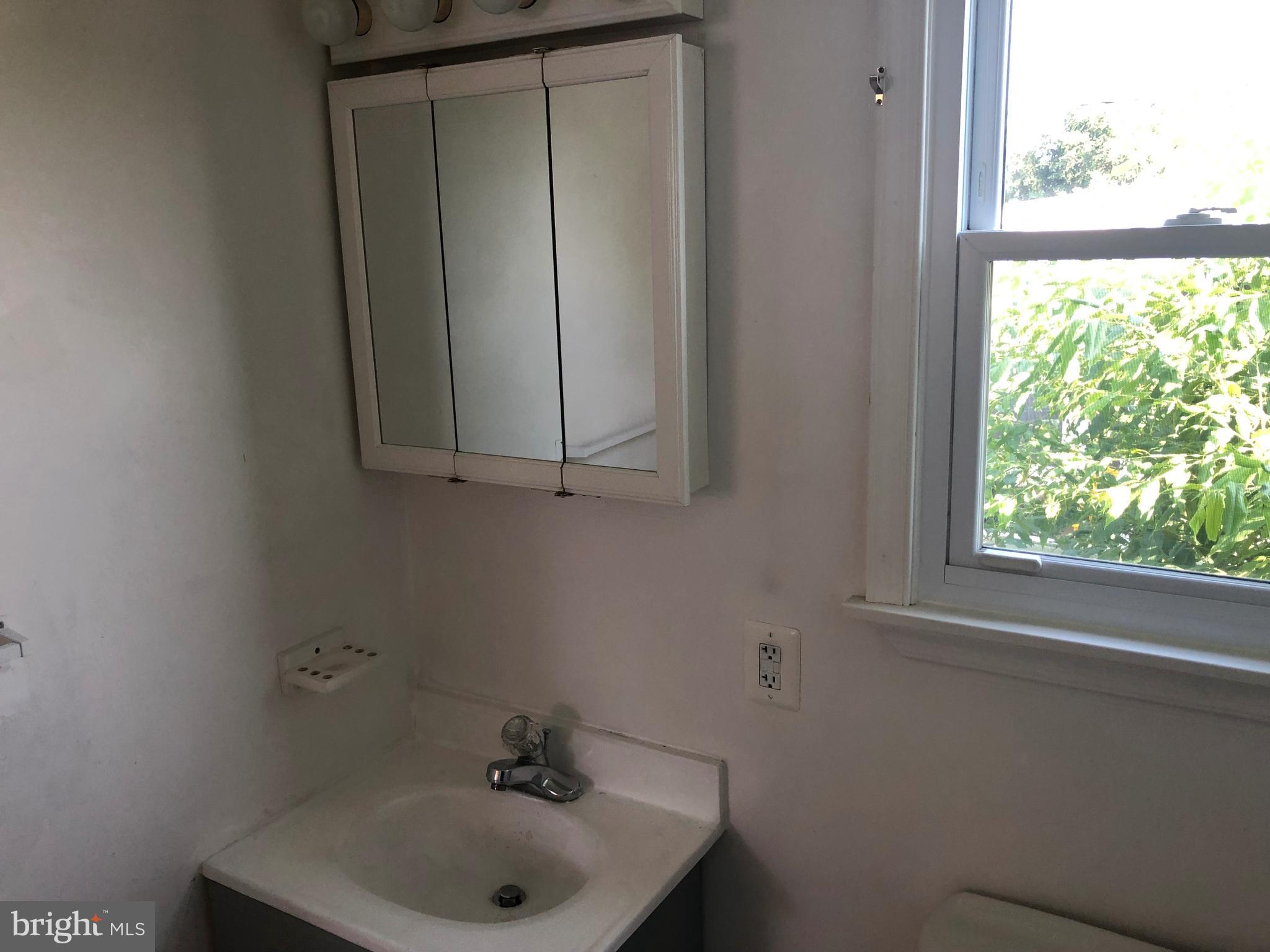 PLEASANTVILLE - Residential Lease