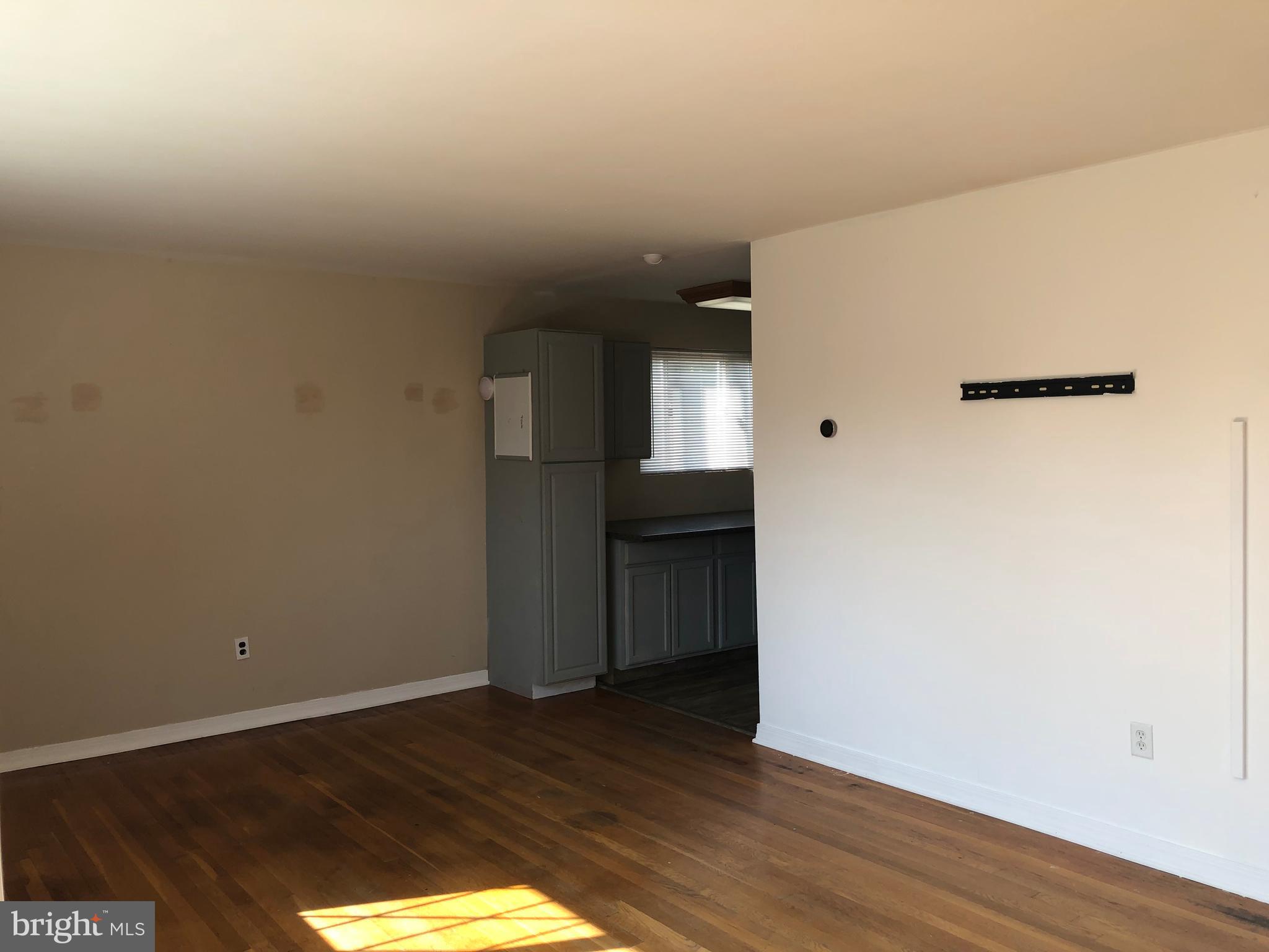 PLEASANTVILLE - Residential Lease