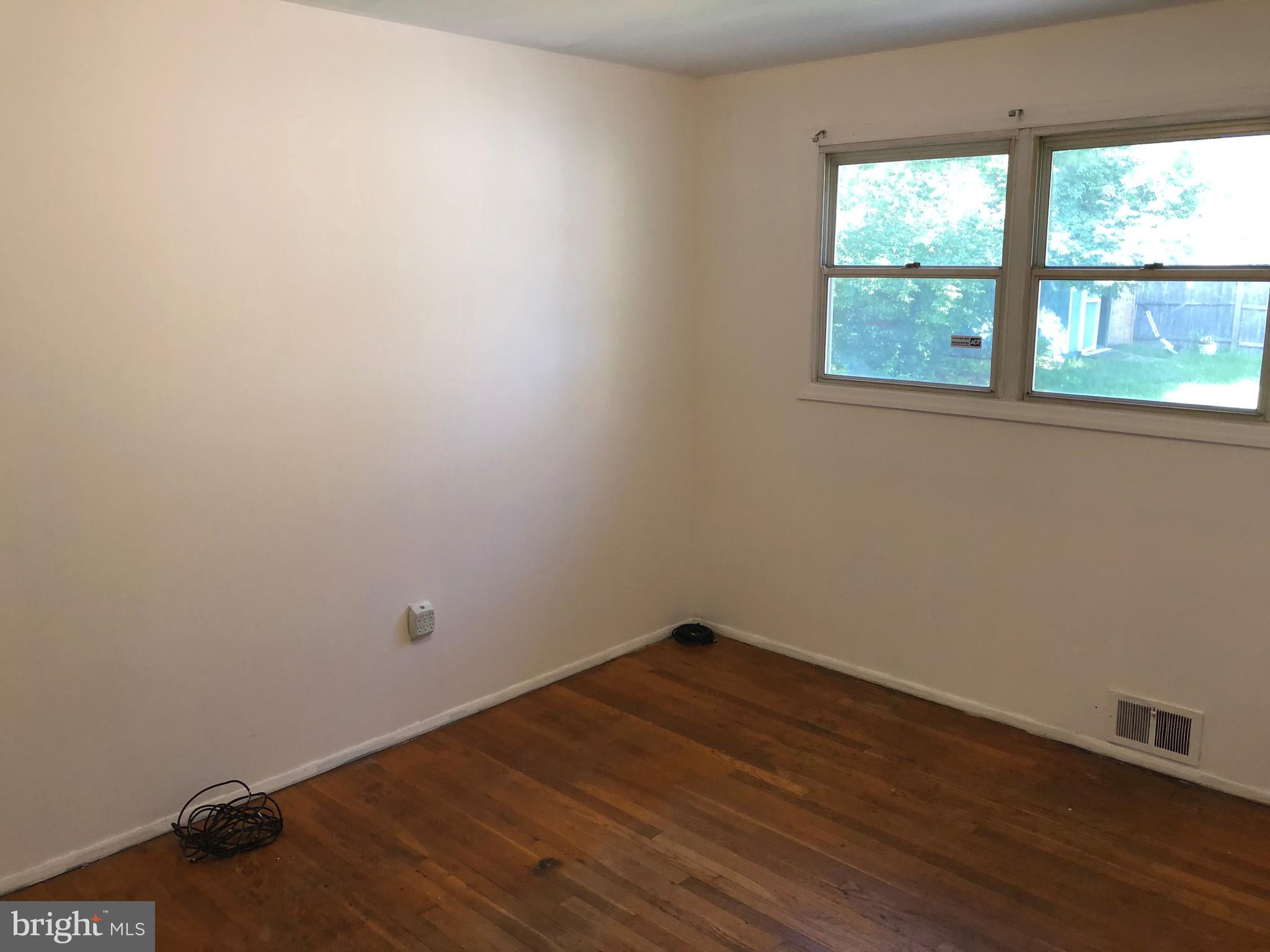 PLEASANTVILLE - Residential Lease