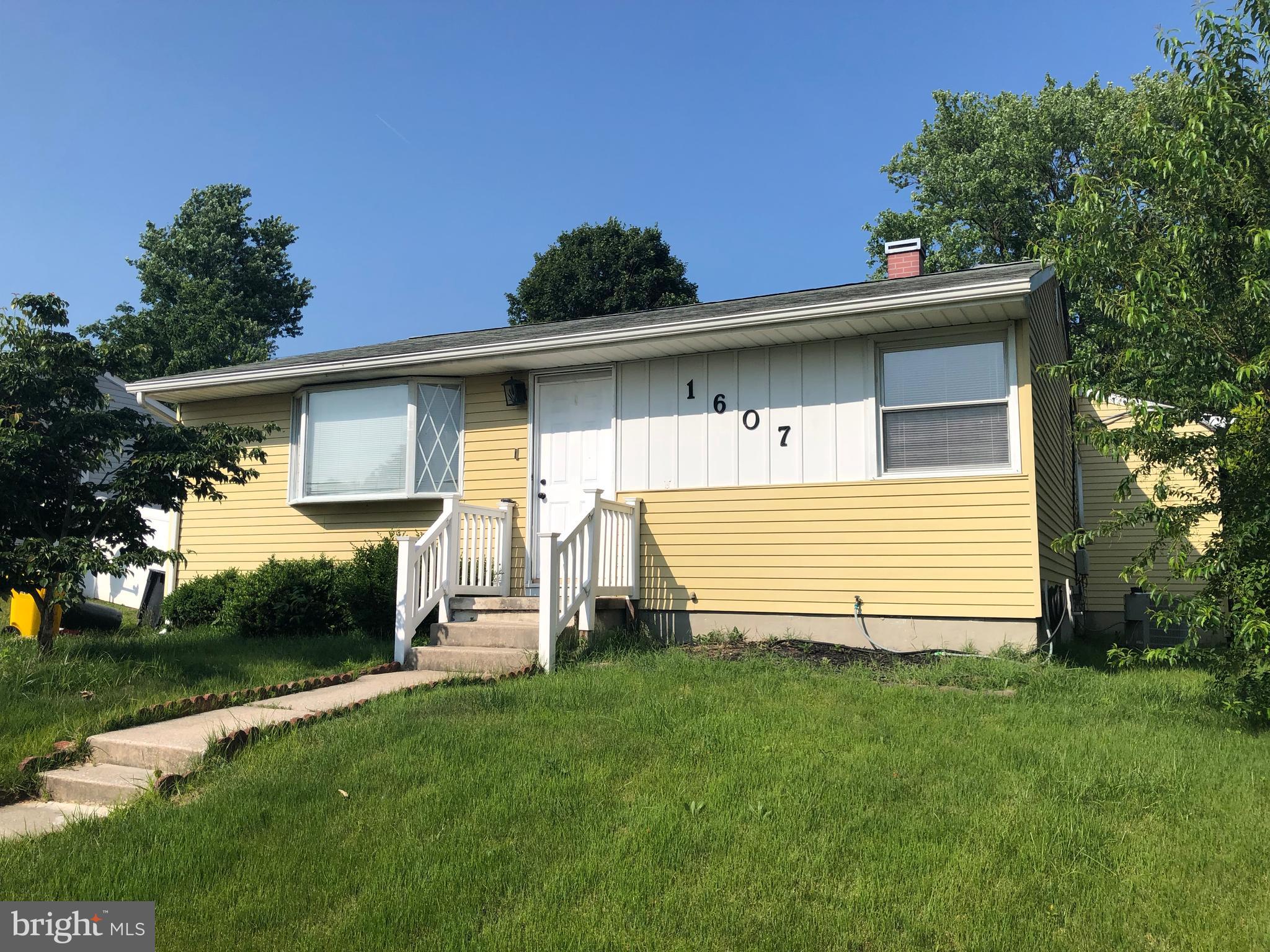 PLEASANTVILLE - Residential Lease