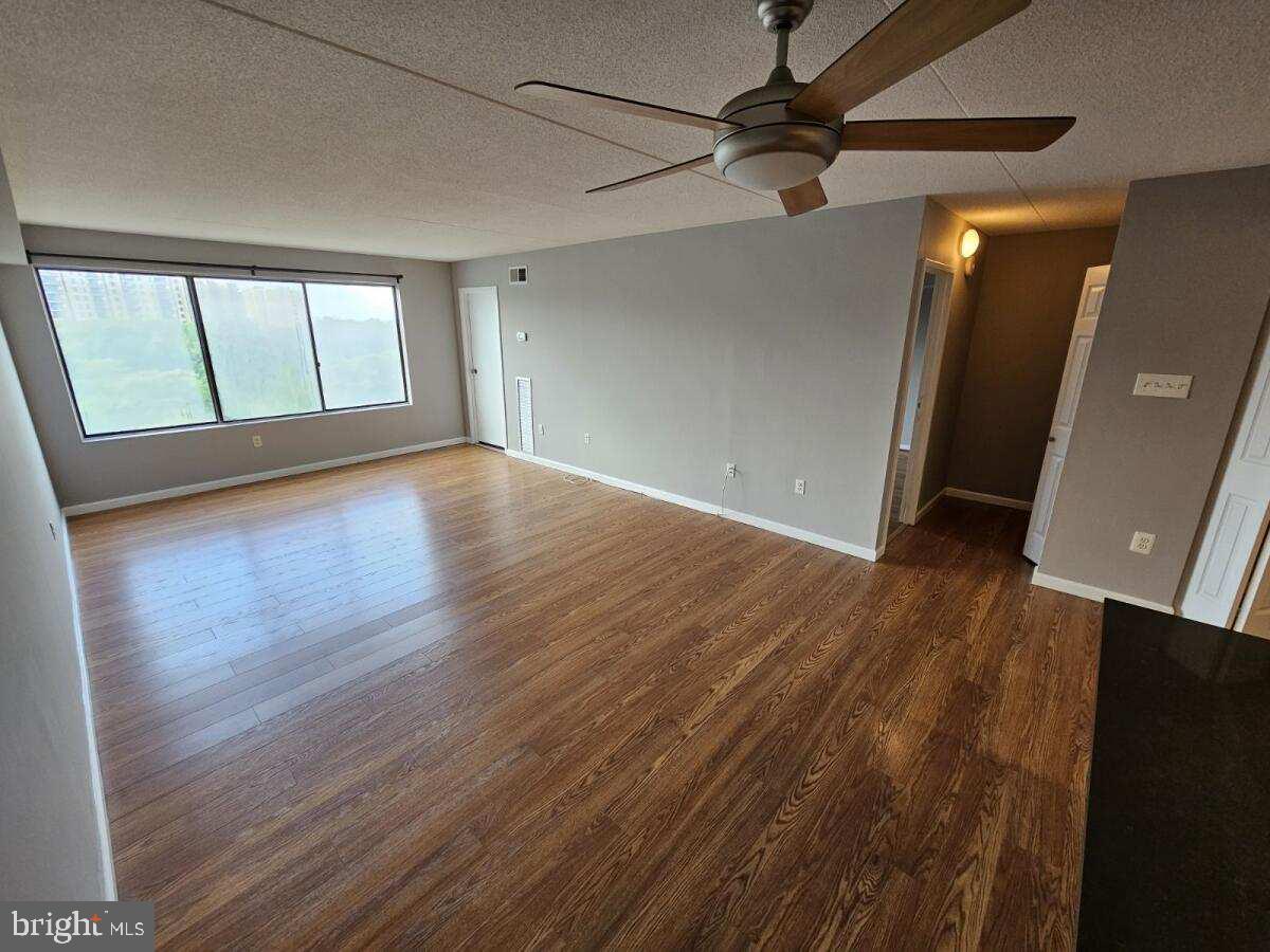 SENTINEL OF LANDMARK - Residential Lease