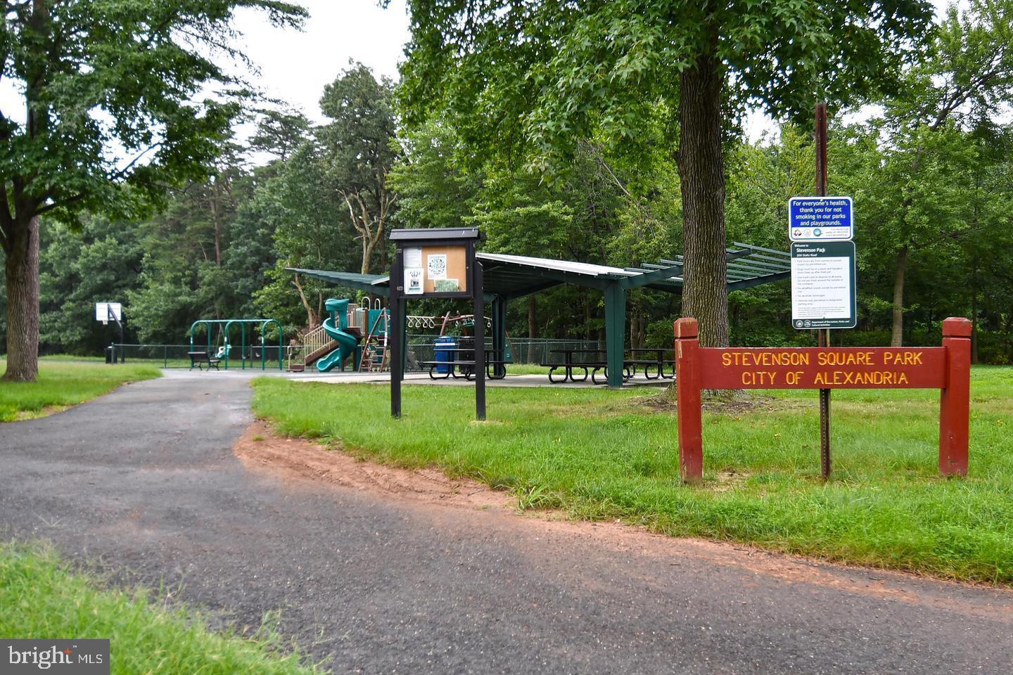 SENTINEL OF LANDMARK - Residential Lease