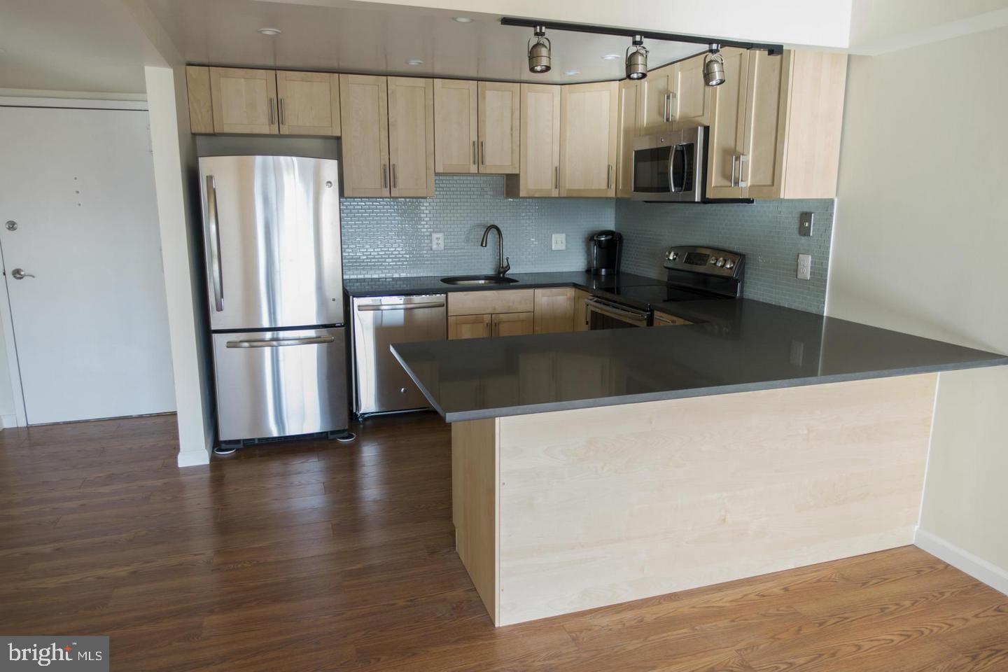 SENTINEL OF LANDMARK - Residential Lease