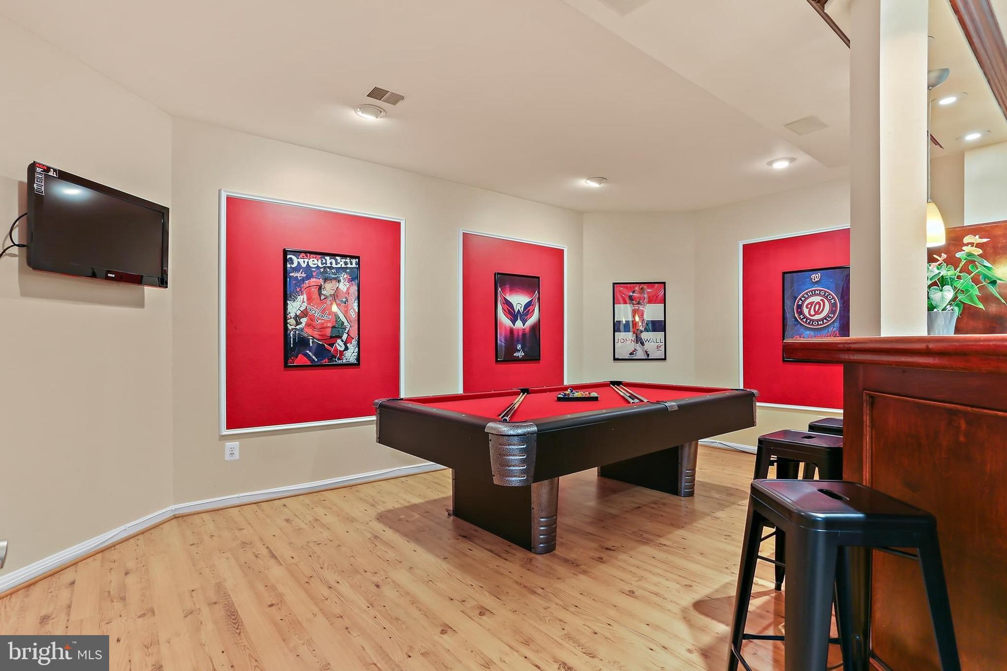 CHAPEL WOODS - Residential