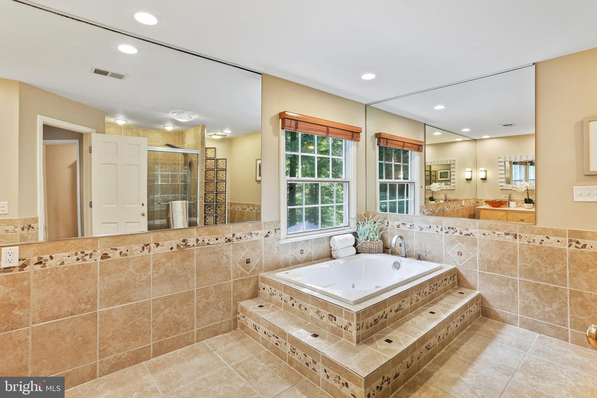 CHAPEL WOODS - Residential