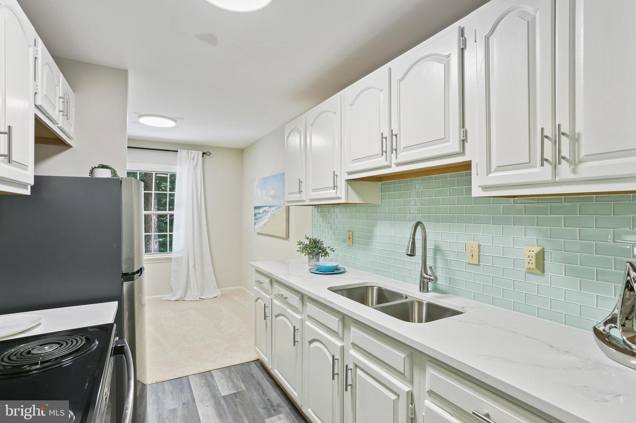 CHAPEL WOODS - Residential