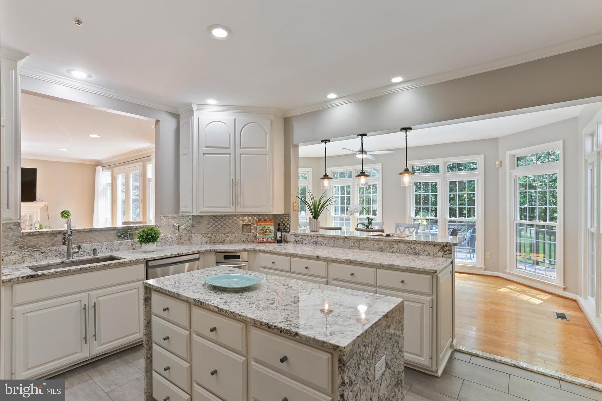 CHAPEL WOODS - Residential