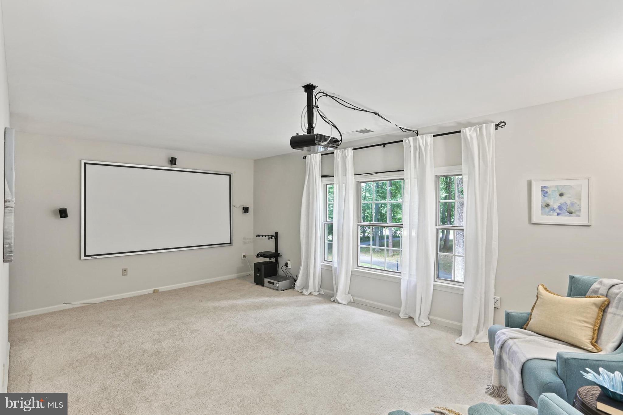 CHAPEL WOODS - Residential