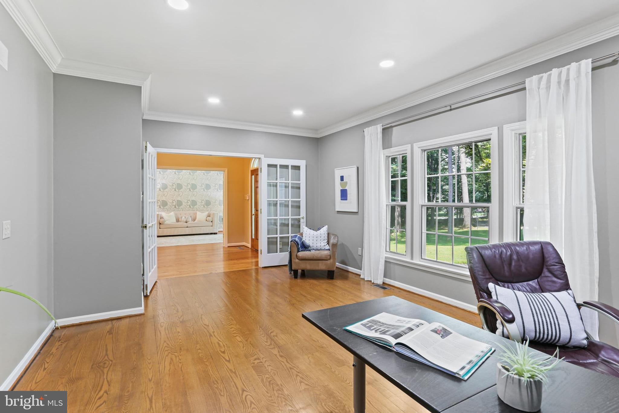 CHAPEL WOODS - Residential