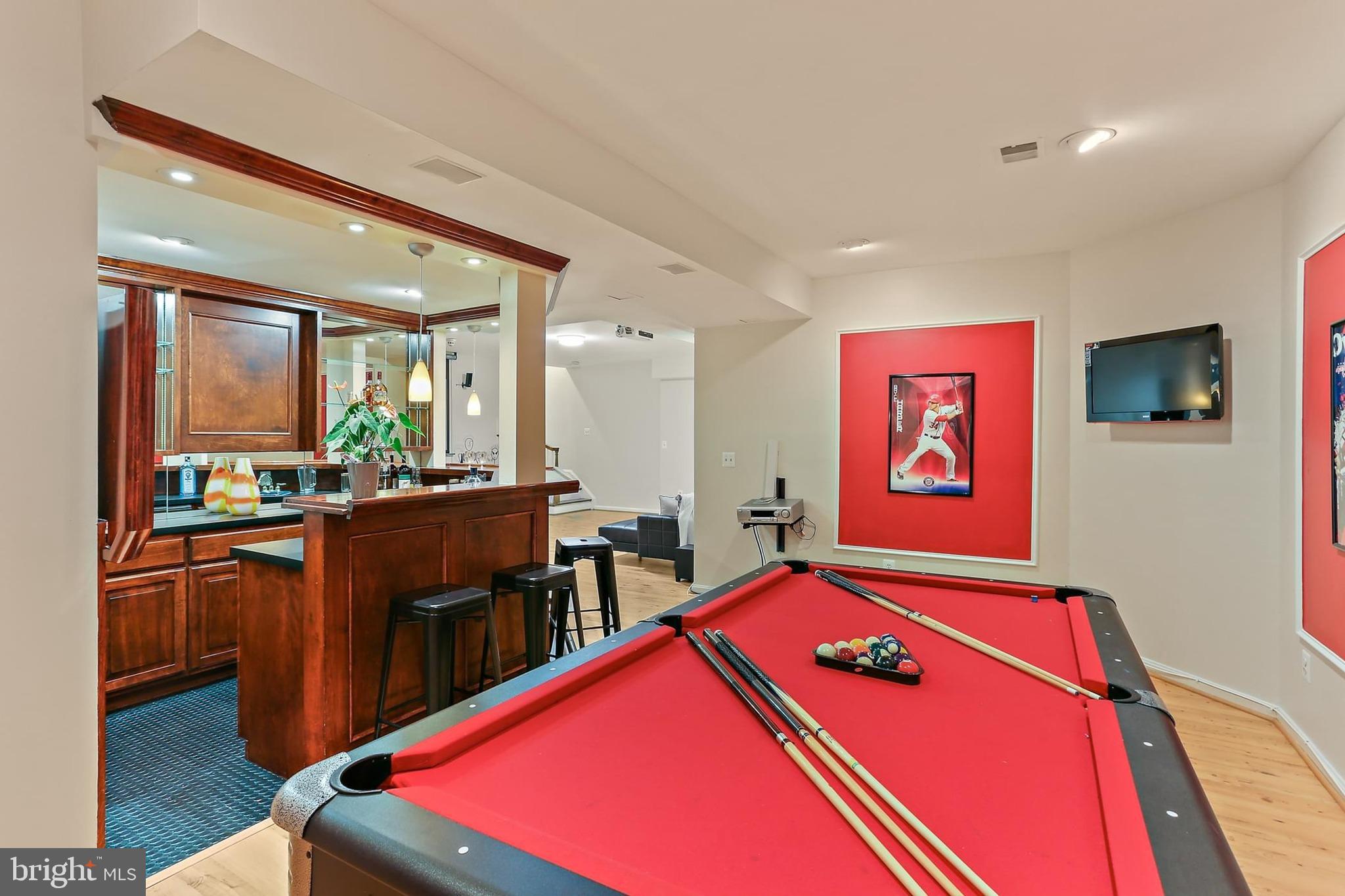 CHAPEL WOODS - Residential