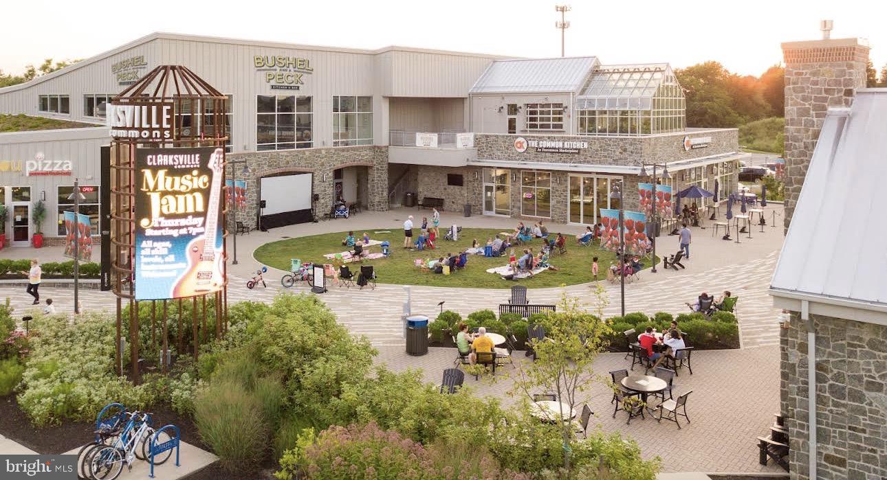 CHAPEL WOODS - Residential