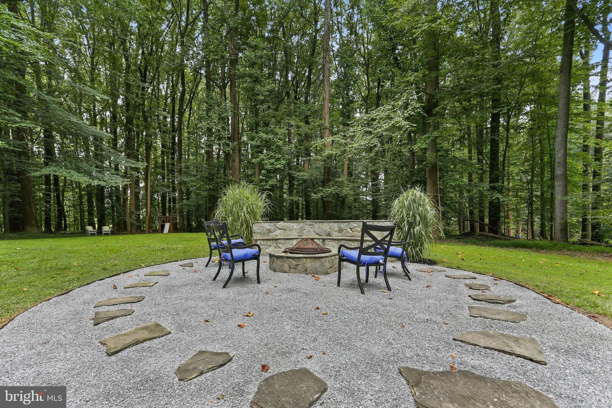 CHAPEL WOODS - Residential