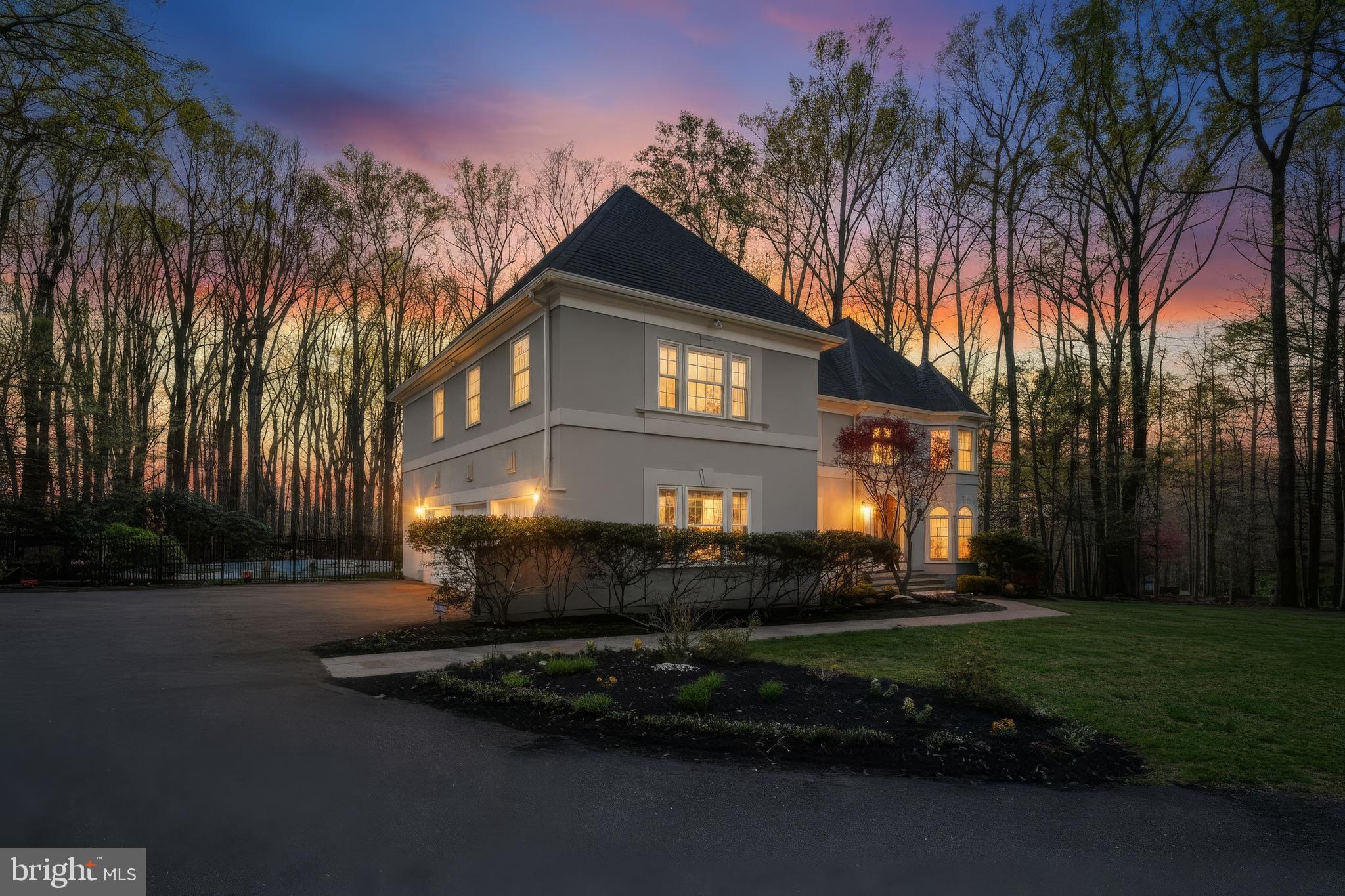 CHAPEL WOODS - Residential