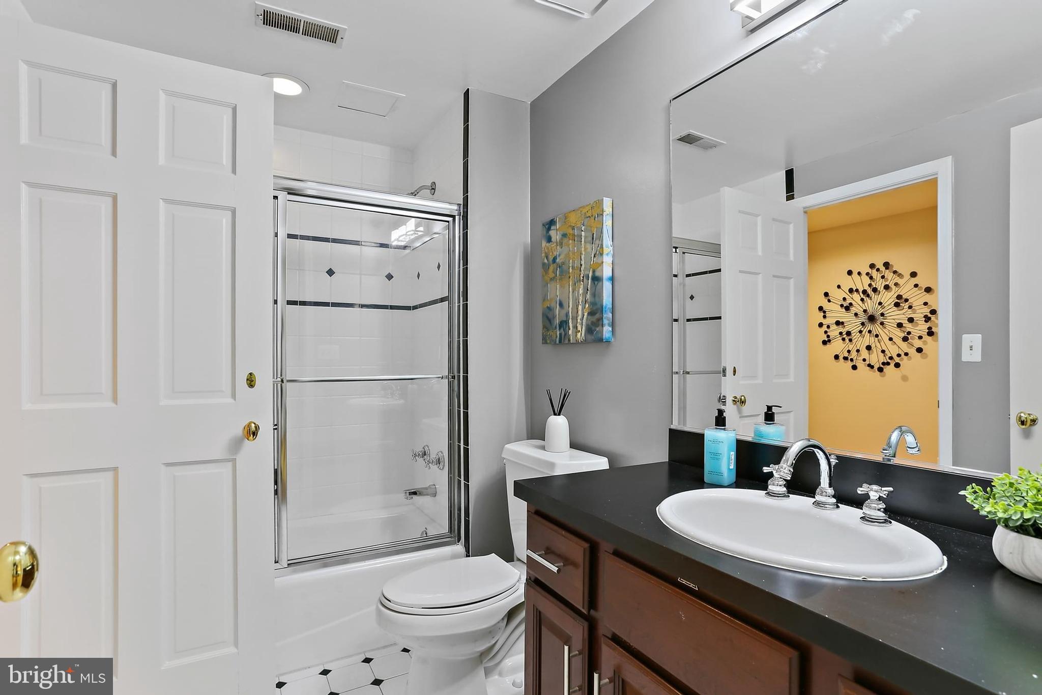 CHAPEL WOODS - Residential