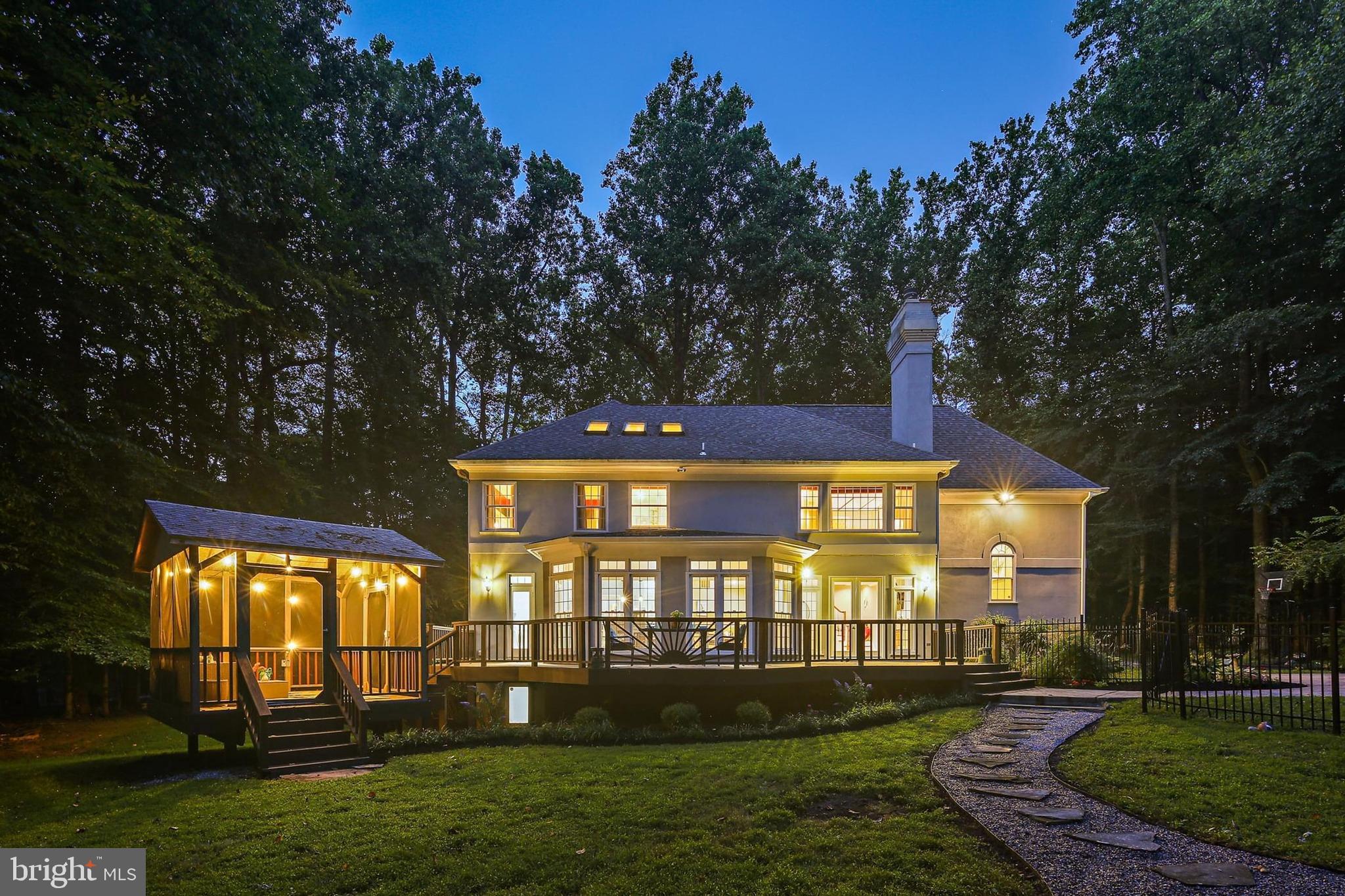 CHAPEL WOODS - Residential