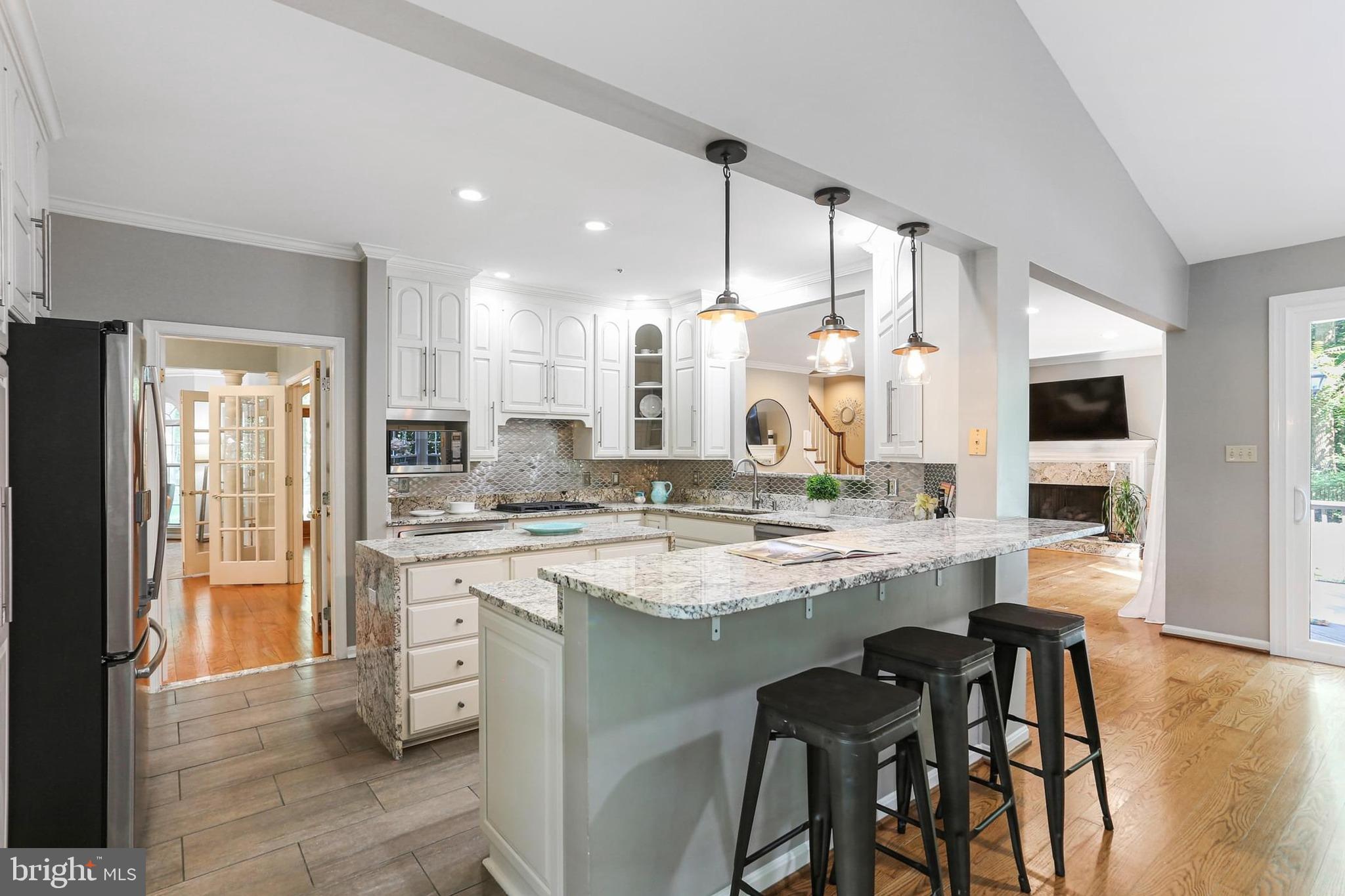 CHAPEL WOODS - Residential