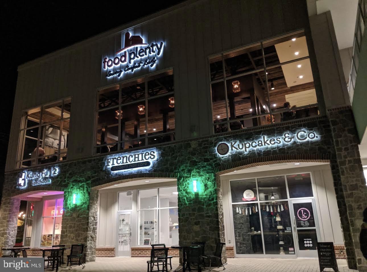 CHAPEL WOODS - Residential