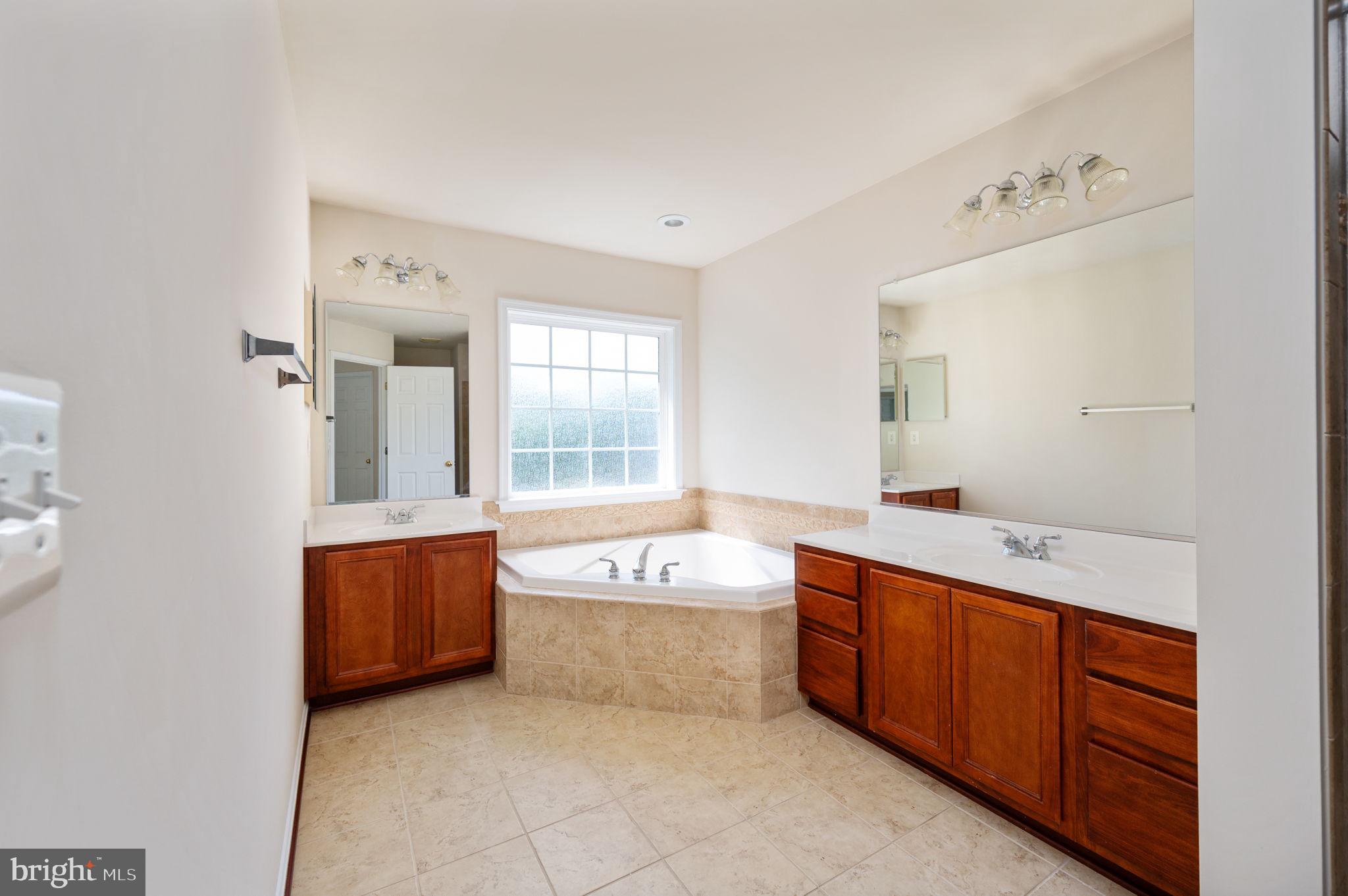 PORT AQUIA - Residential