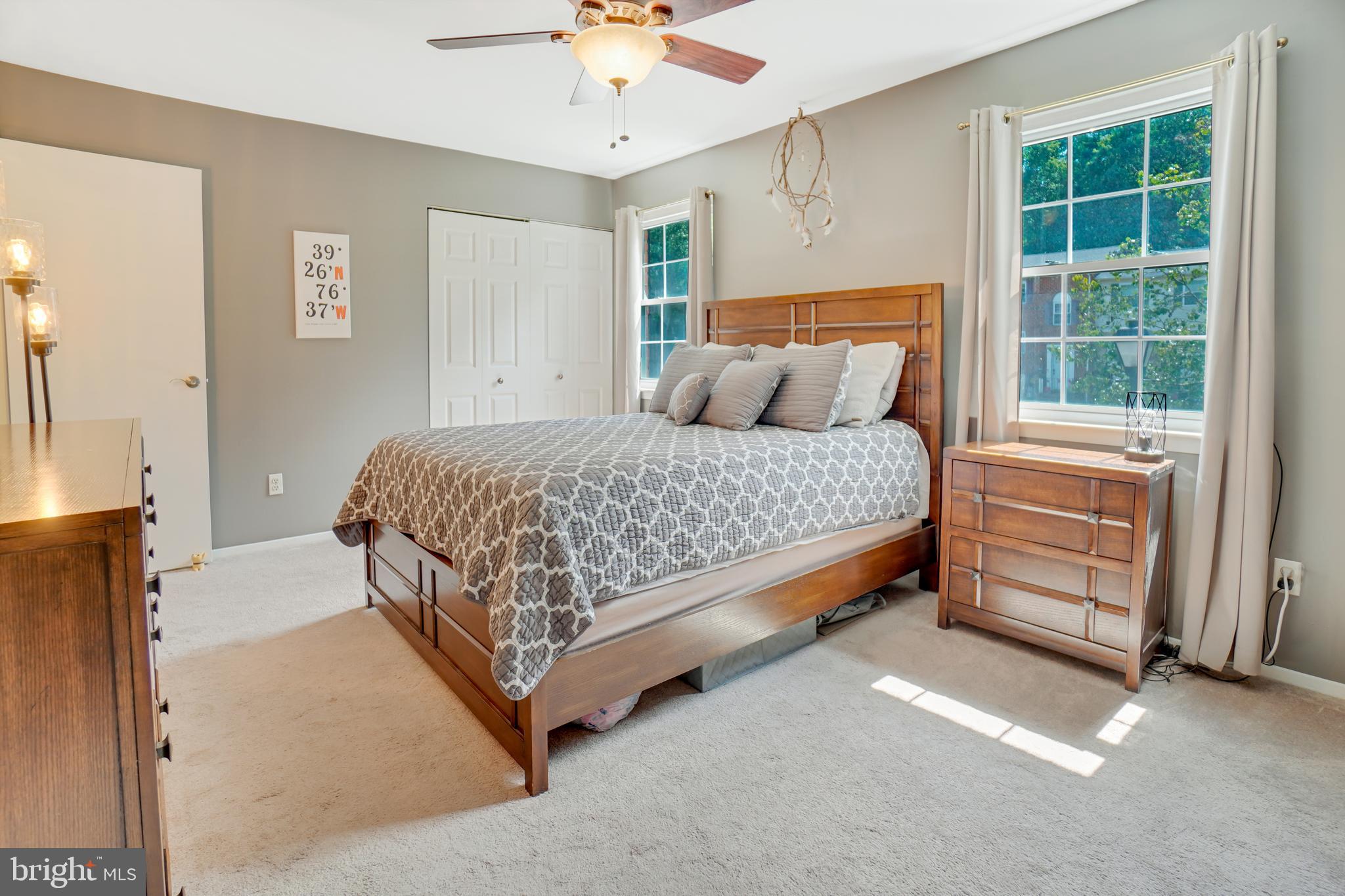 CARLTON SQUARE - Residential