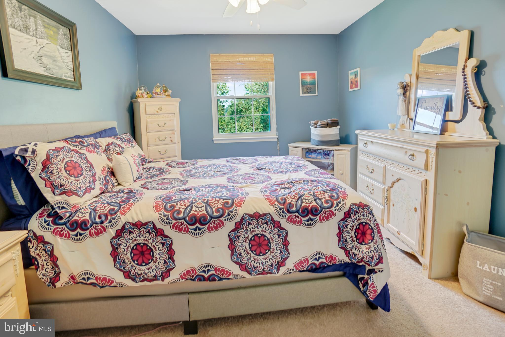 CARLTON SQUARE - Residential