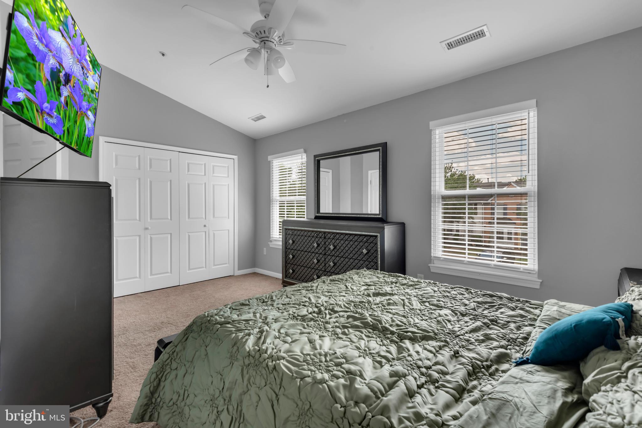 REGENCY MEADOWS - Residential Lease