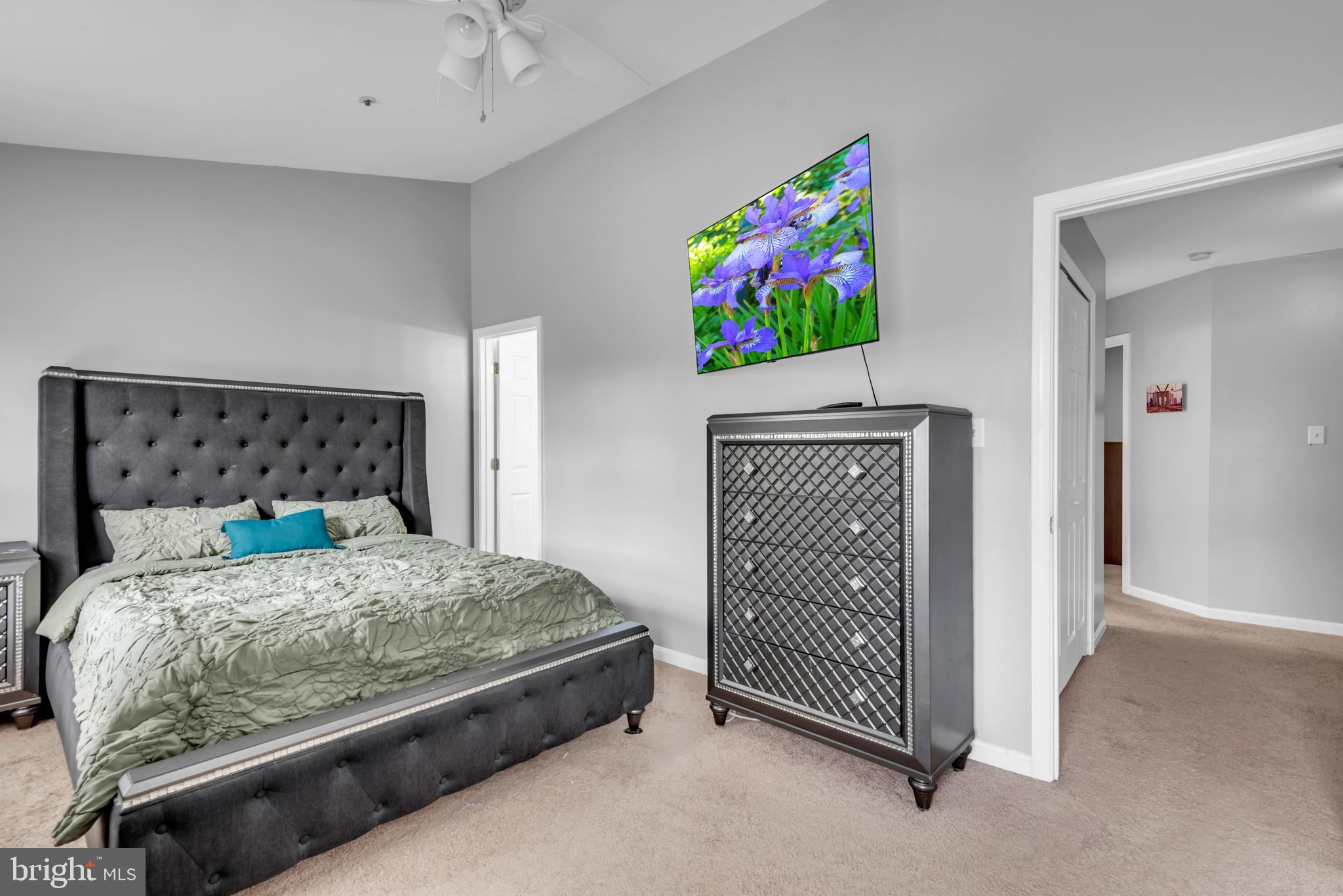 REGENCY MEADOWS - Residential Lease