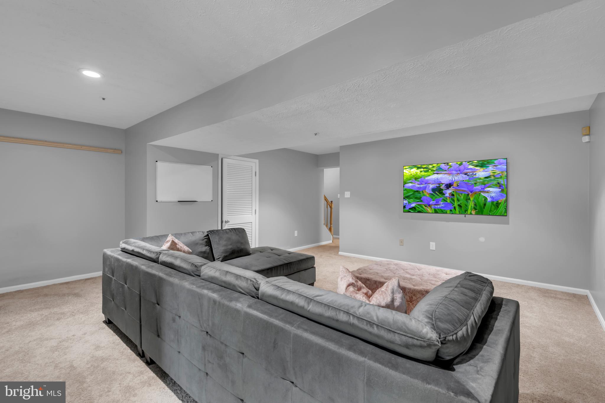 REGENCY MEADOWS - Residential Lease