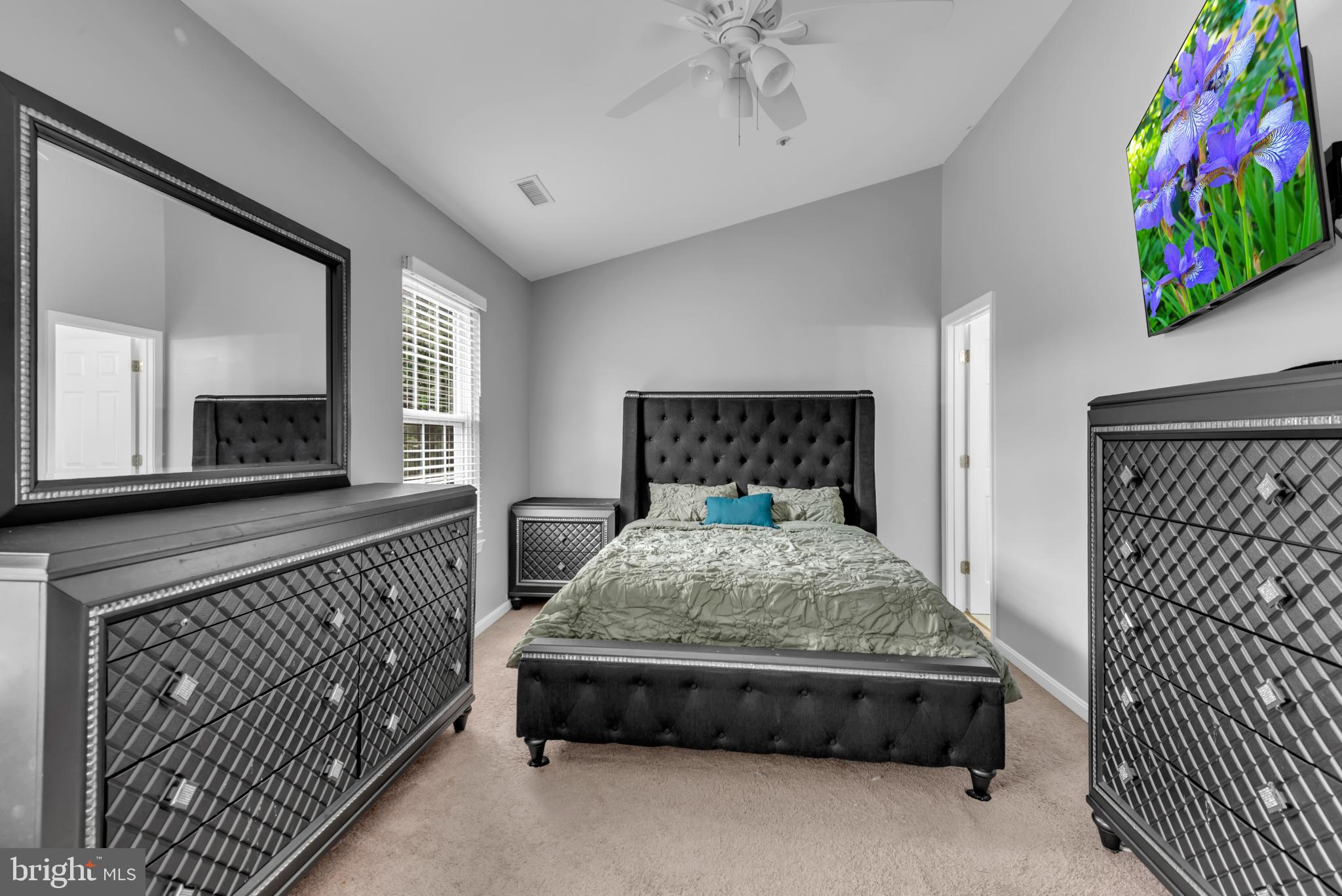 REGENCY MEADOWS - Residential Lease