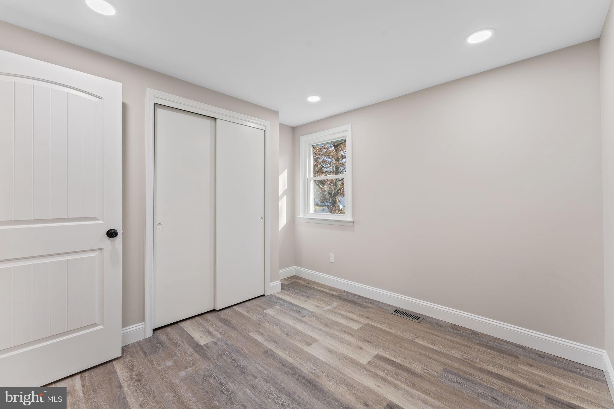 PLEASANT MDWS - Residential