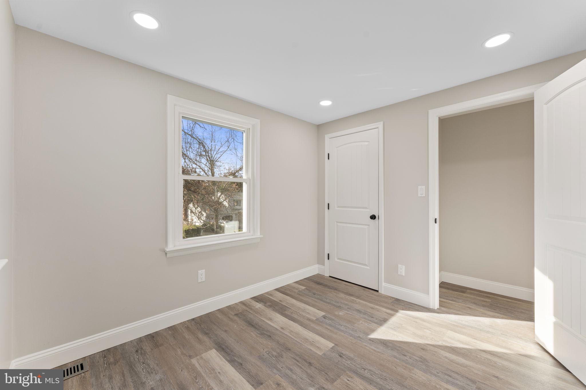 PLEASANT MDWS - Residential