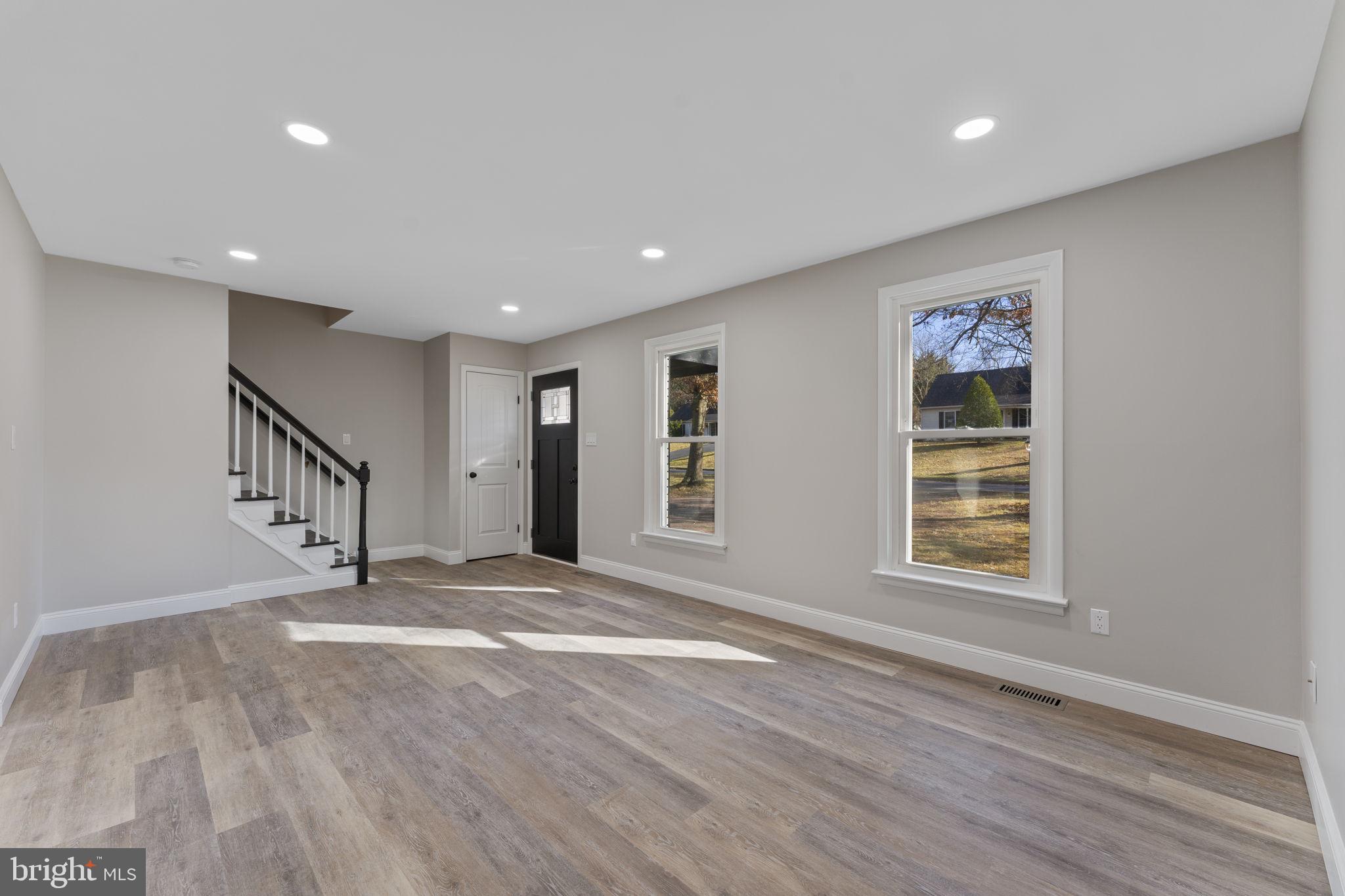 PLEASANT MDWS - Residential