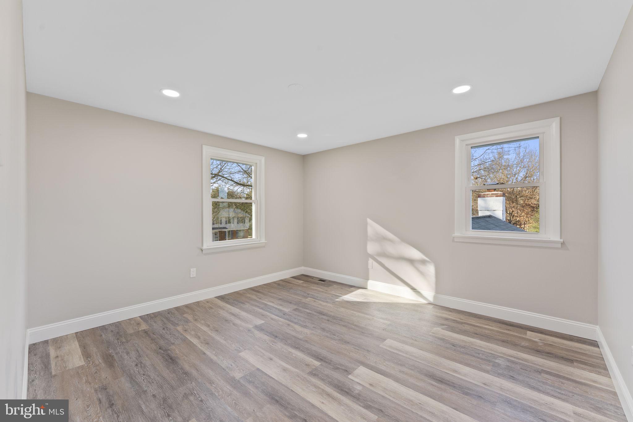 PLEASANT MDWS - Residential