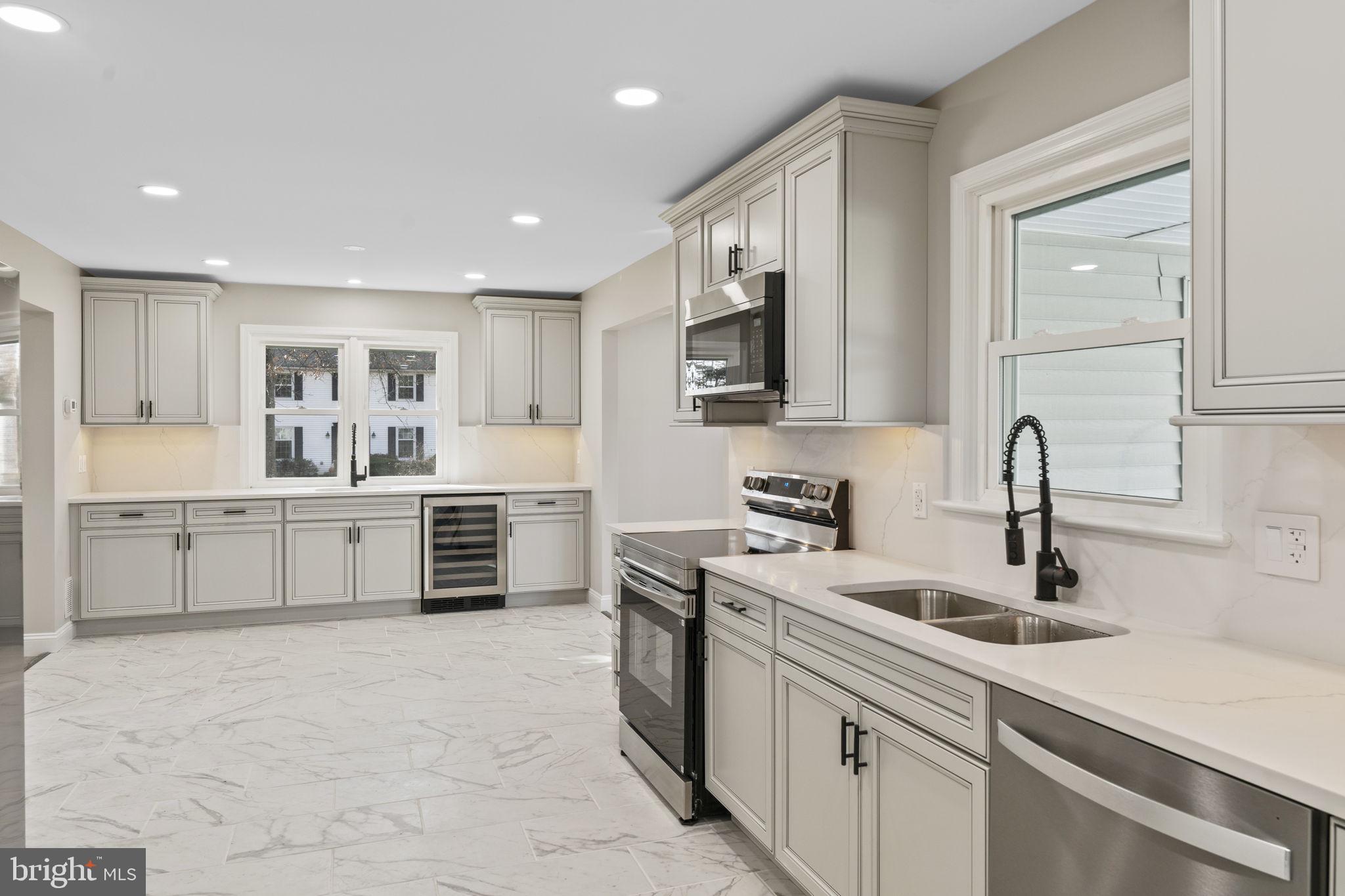 PLEASANT MDWS - Residential