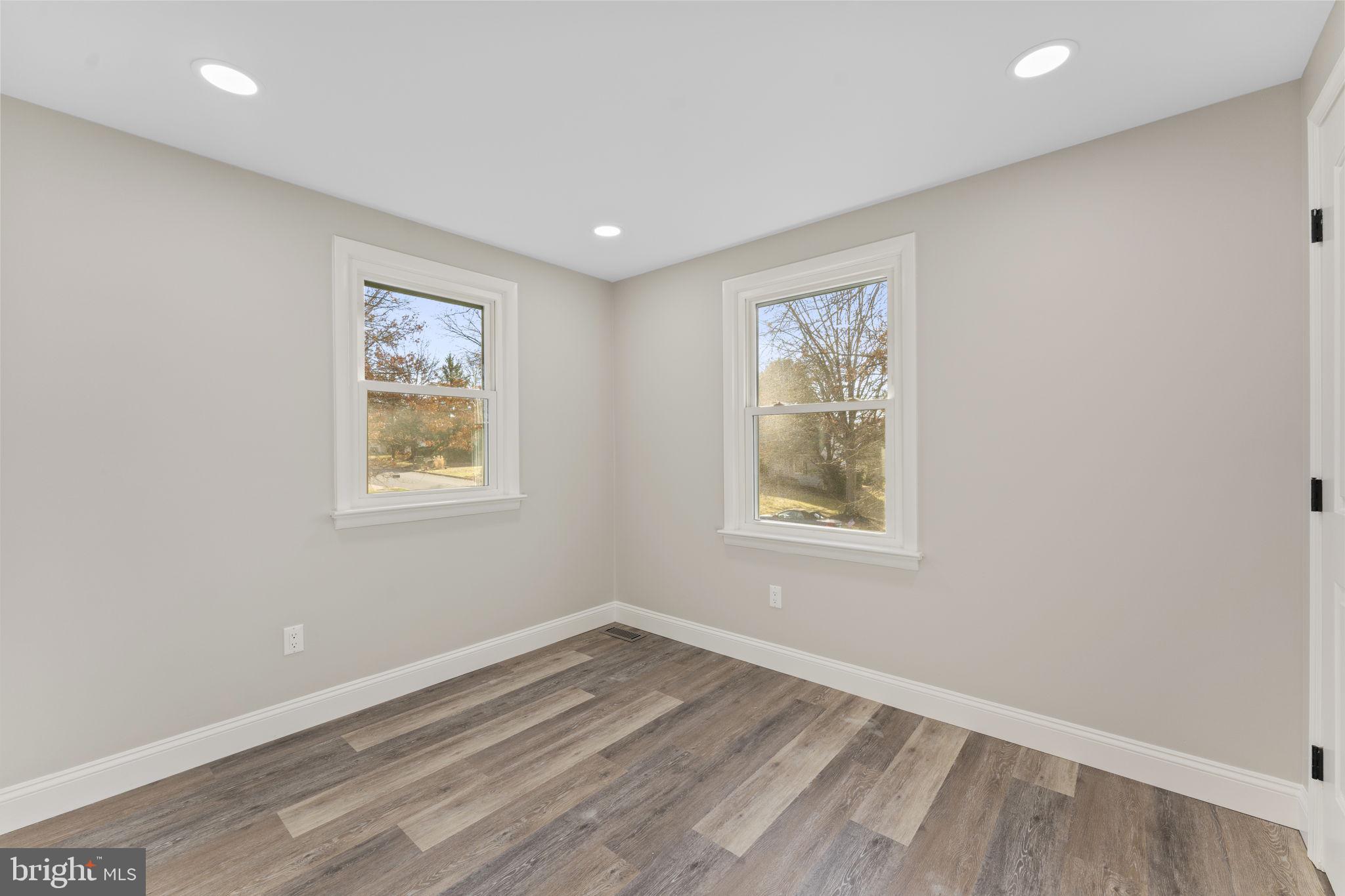 PLEASANT MDWS - Residential