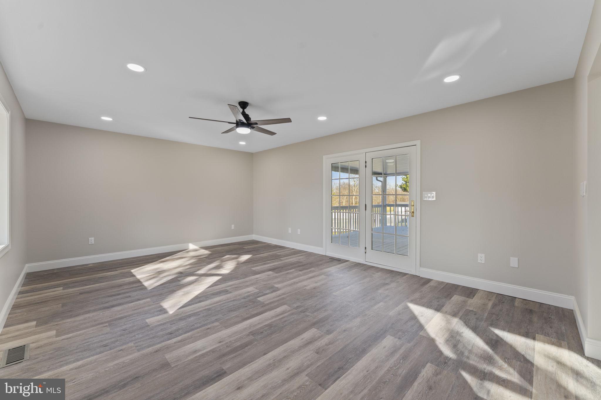 PLEASANT MDWS - Residential