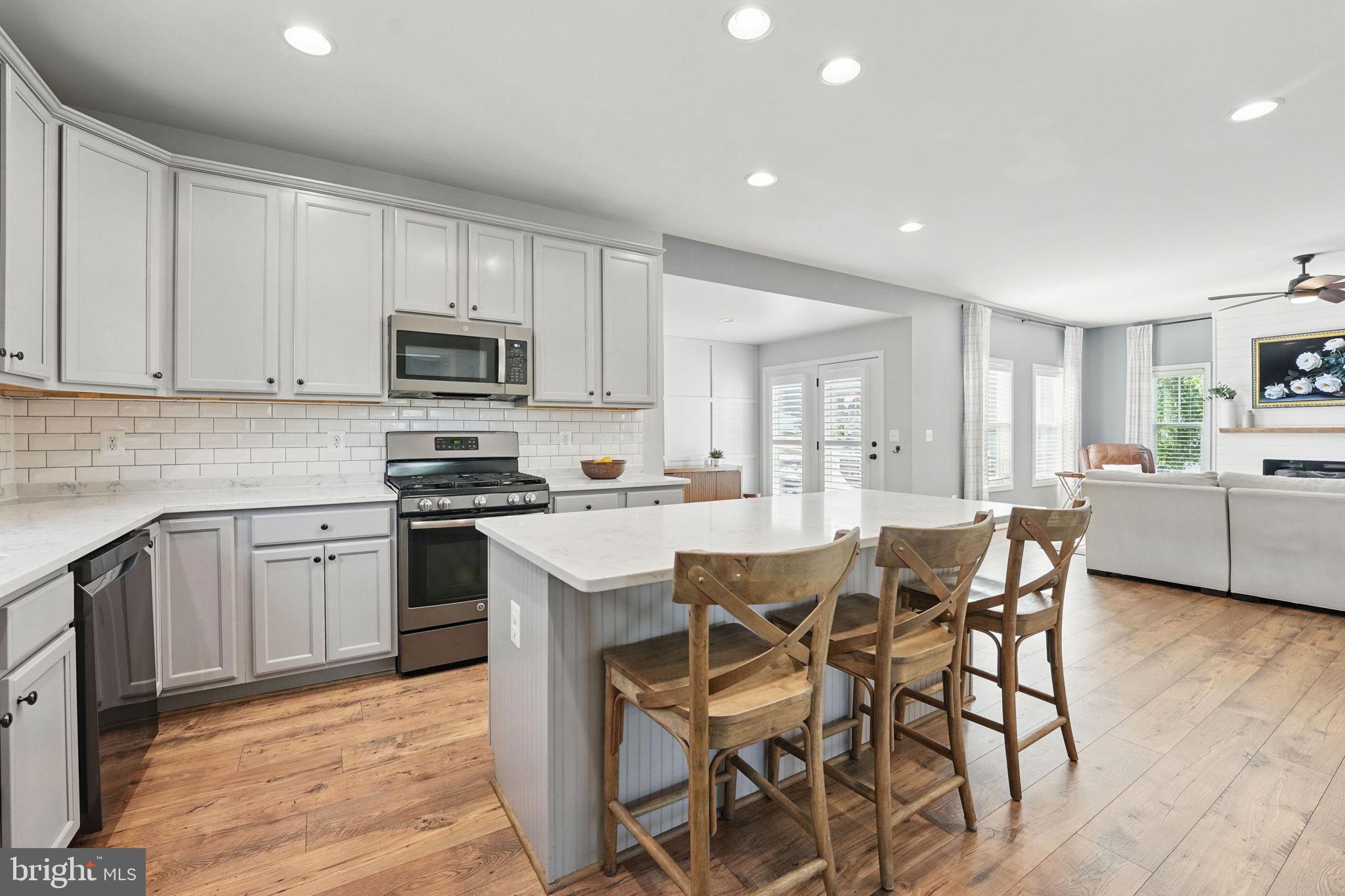 EMBREY MILL - Residential