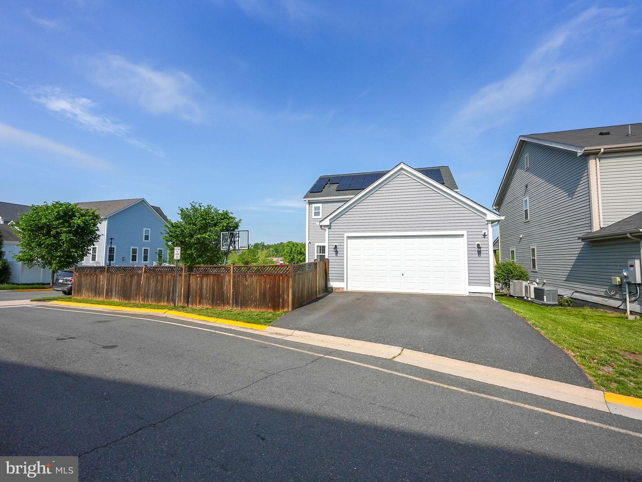 EMBREY MILL - Residential