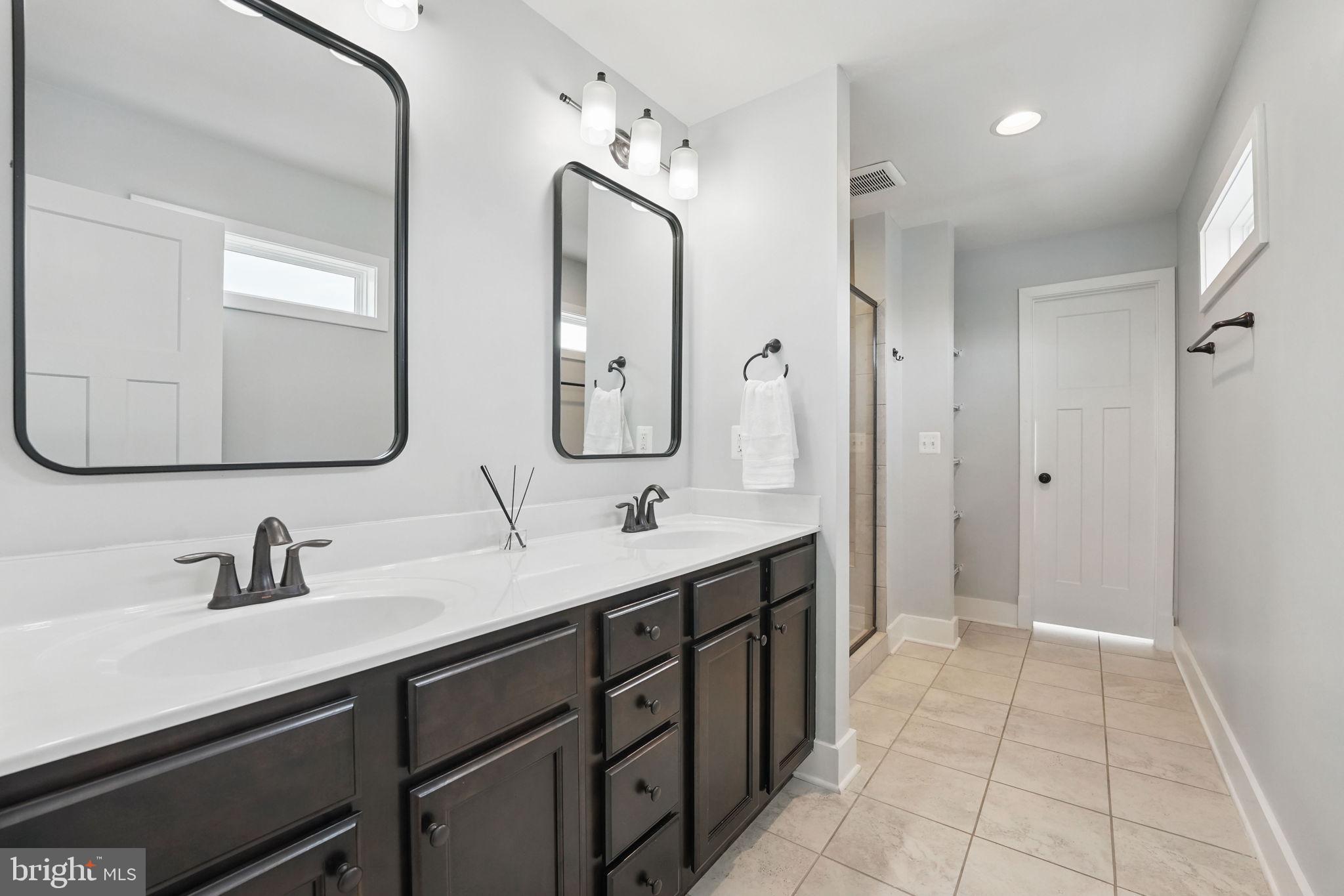 EMBREY MILL - Residential