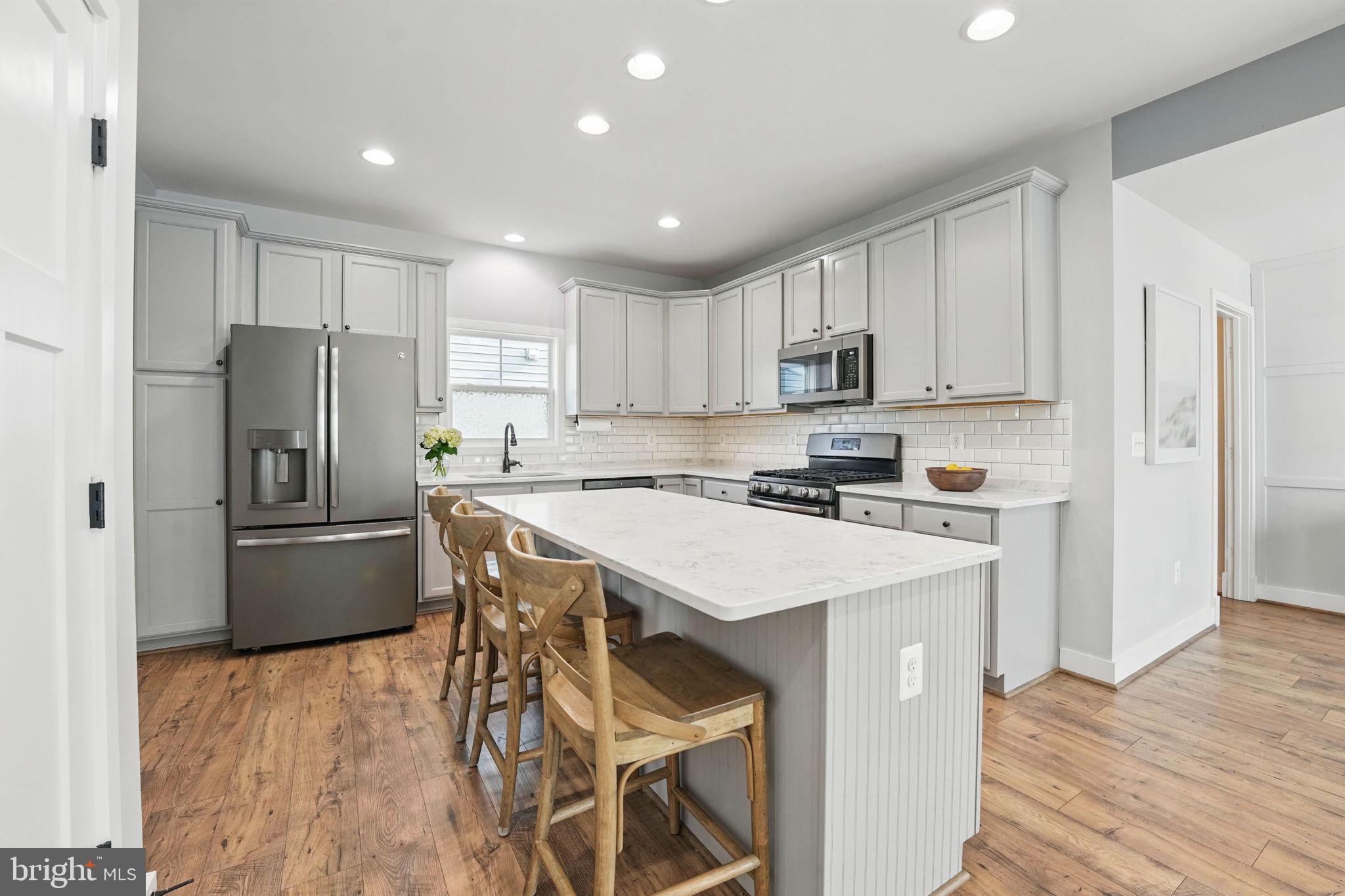 EMBREY MILL - Residential