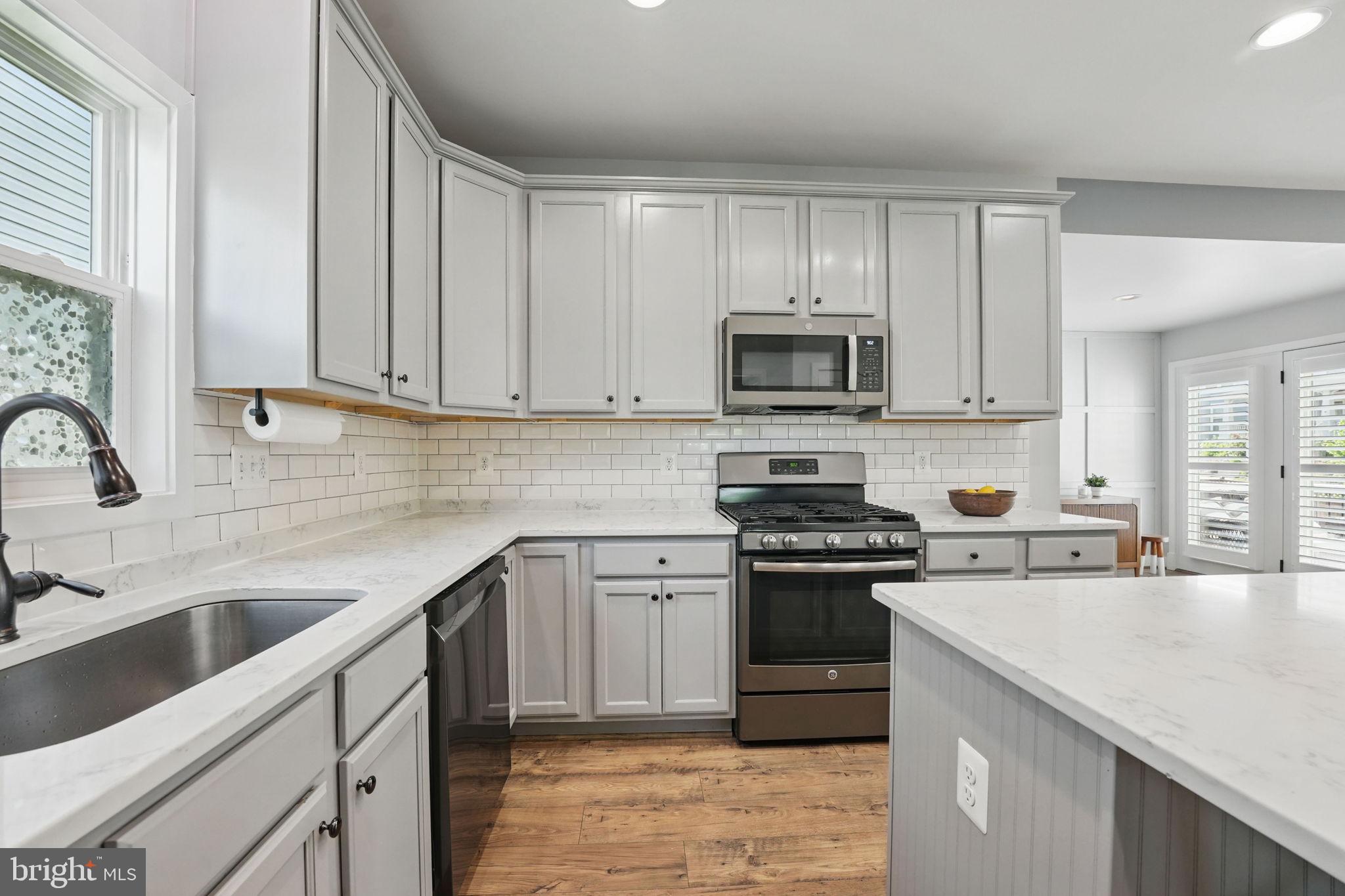 EMBREY MILL - Residential